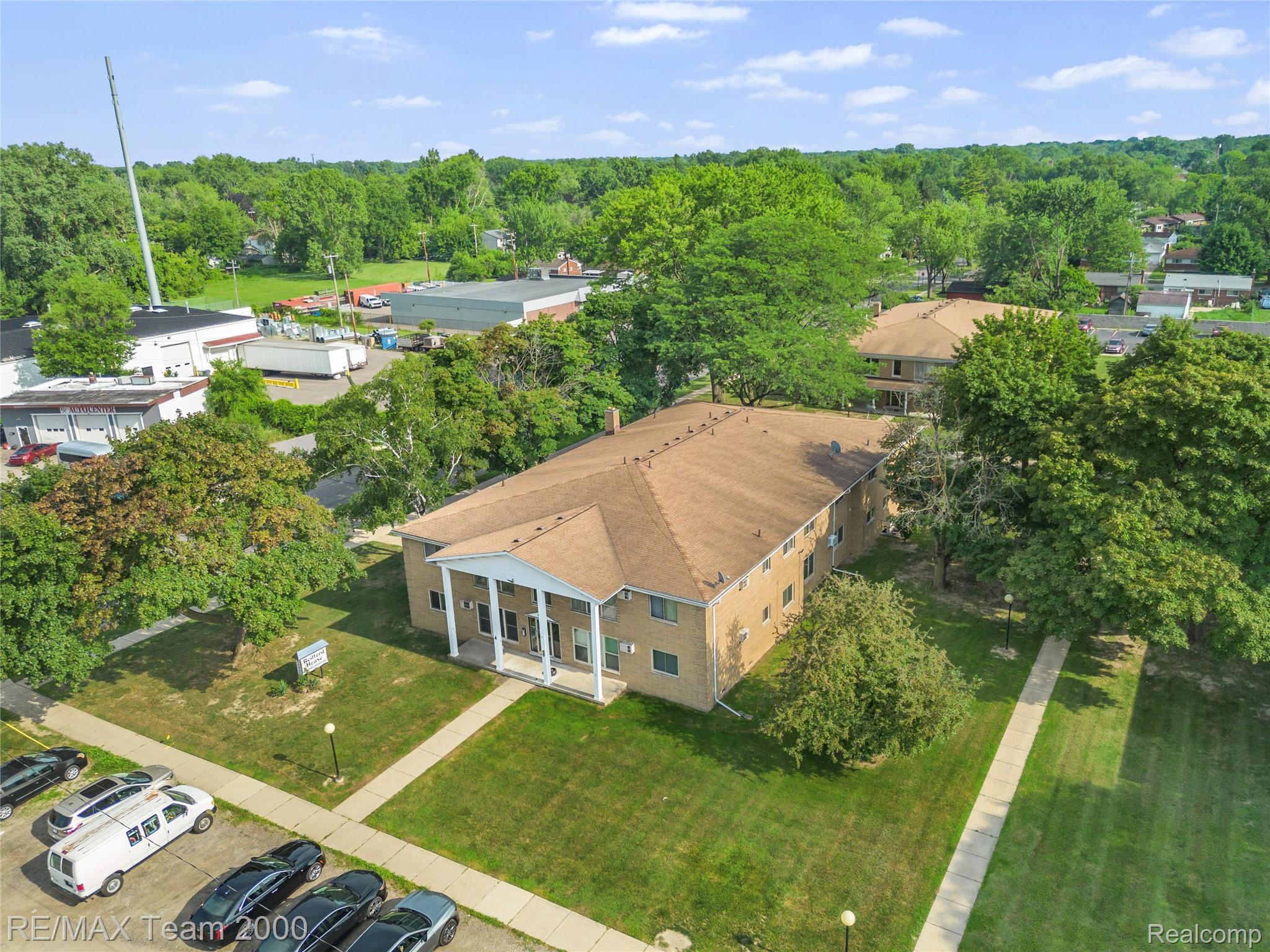 26305 W 7 Mile Road 101 — photo