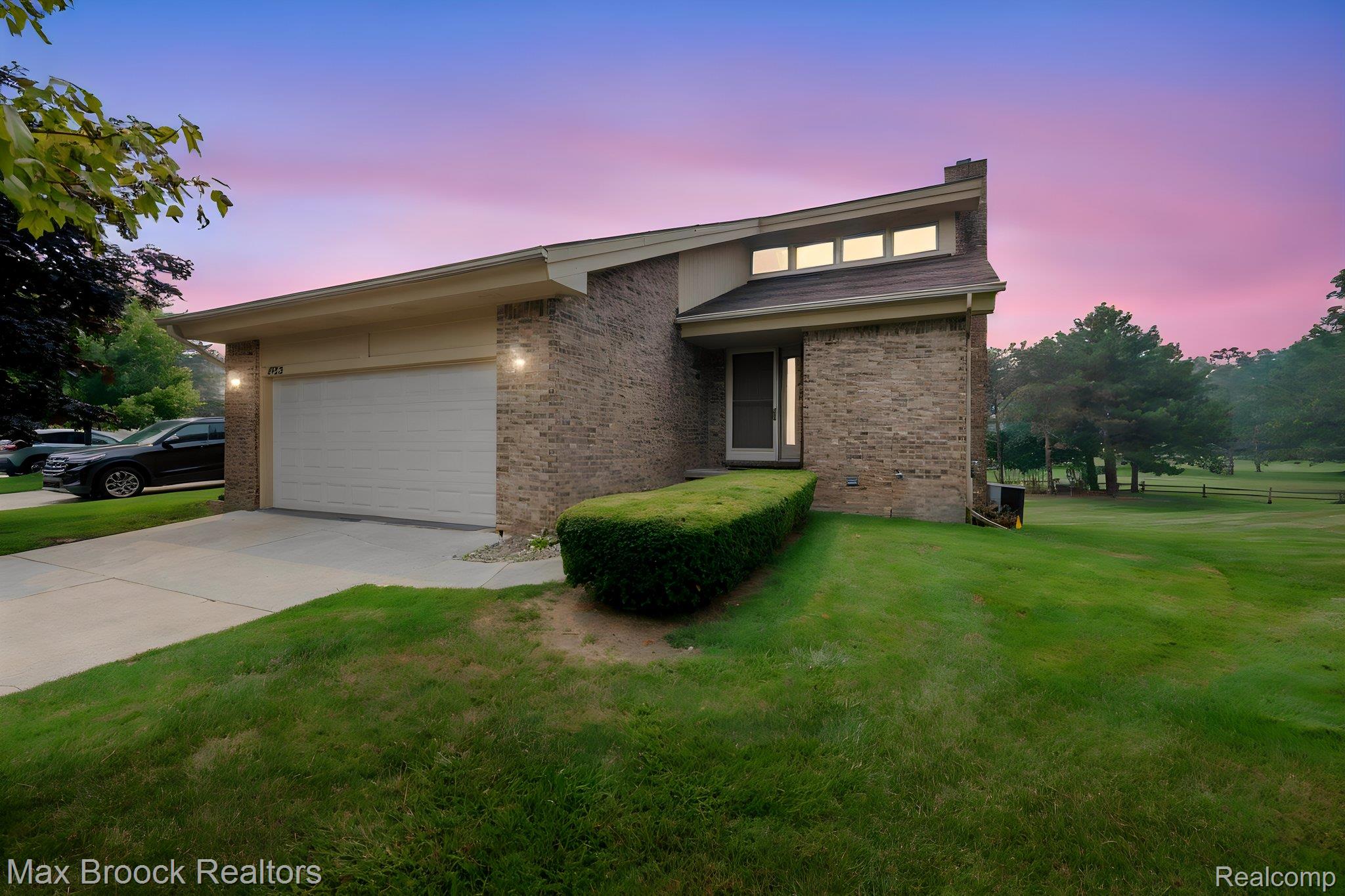 4723 Fairway Court — photo