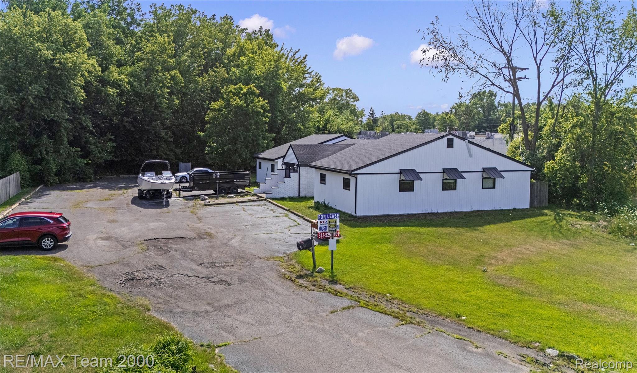 6971 Merriman Road, Romulus, MI 48174 — photo 3