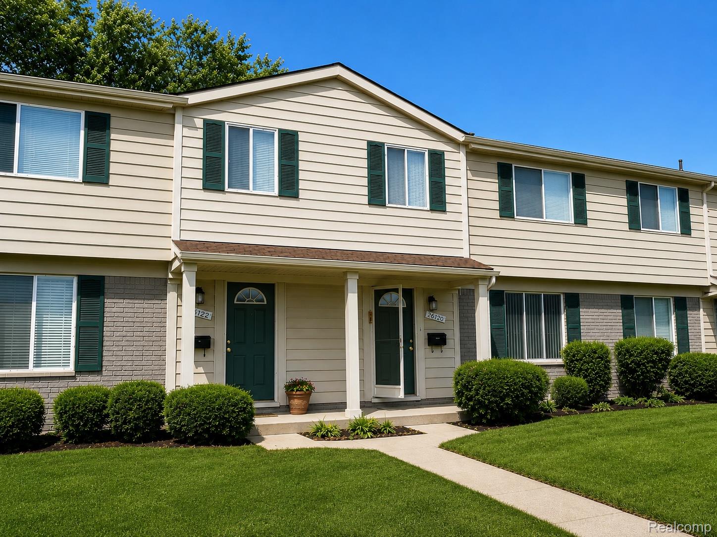 26120 Franklin Pointe Drive — photo