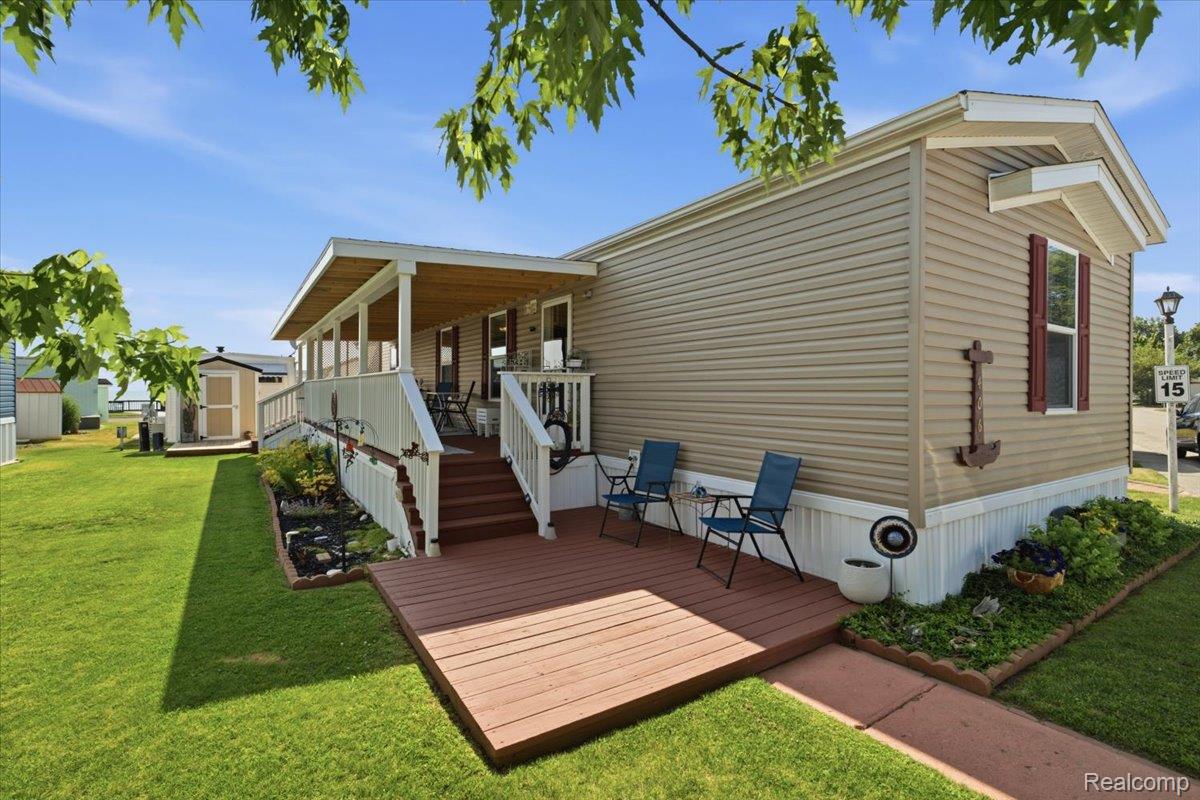 406 Silver Sands Drive — photo