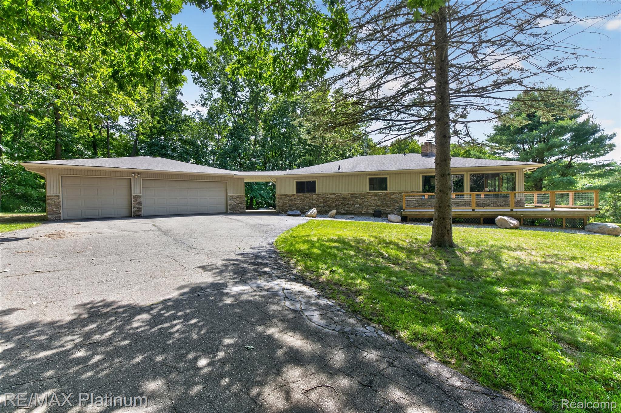 2456 Chilson Road — photo