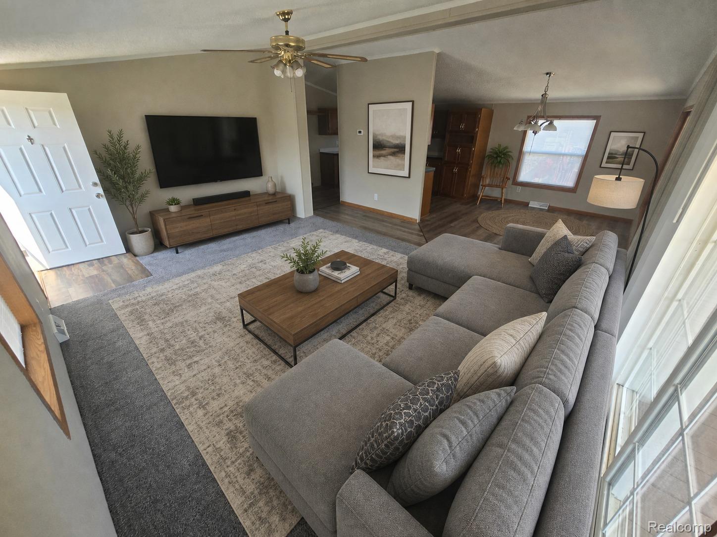 305 Aspen Lane — photo