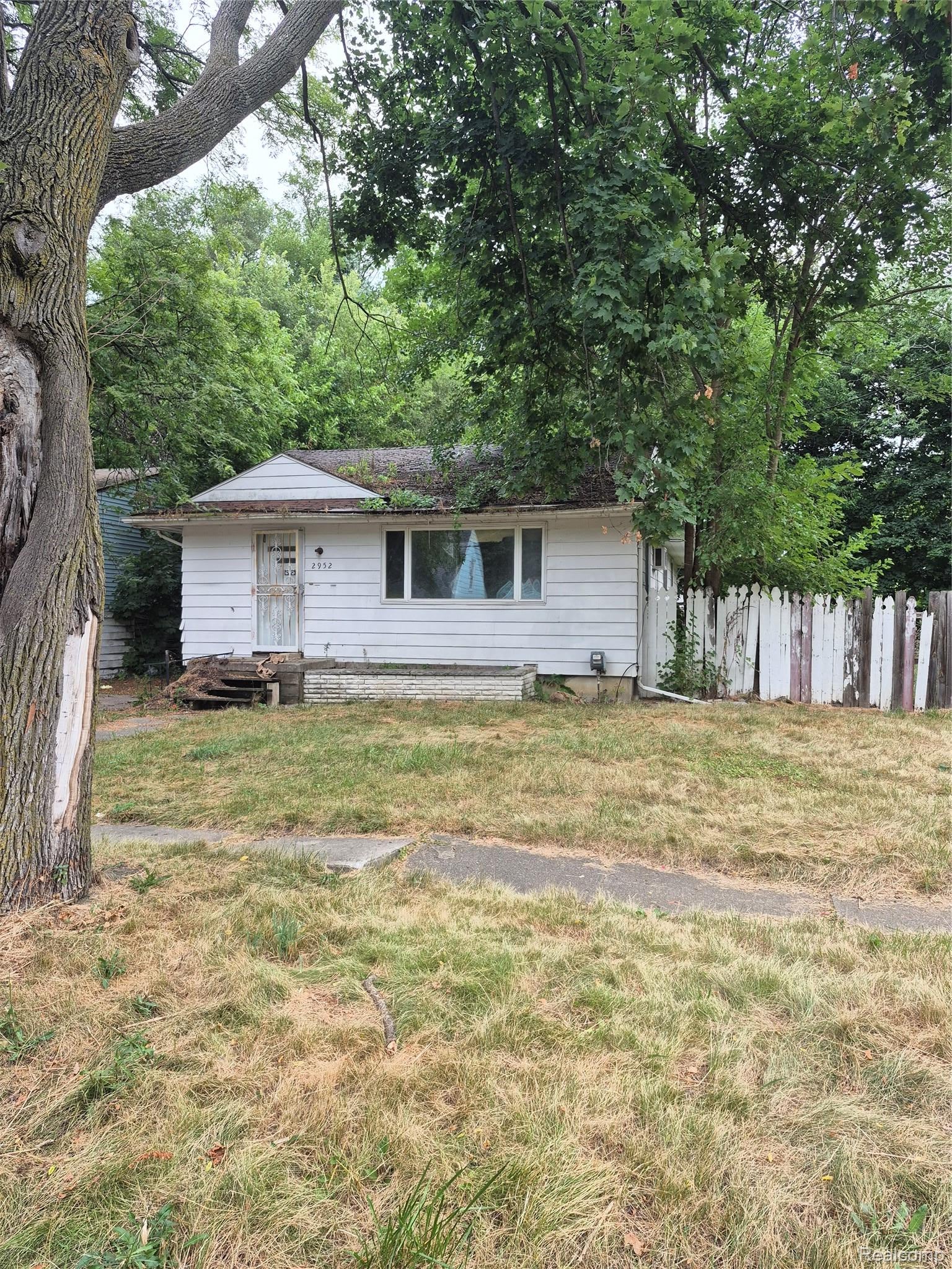 2952 Wolcott Street — photo