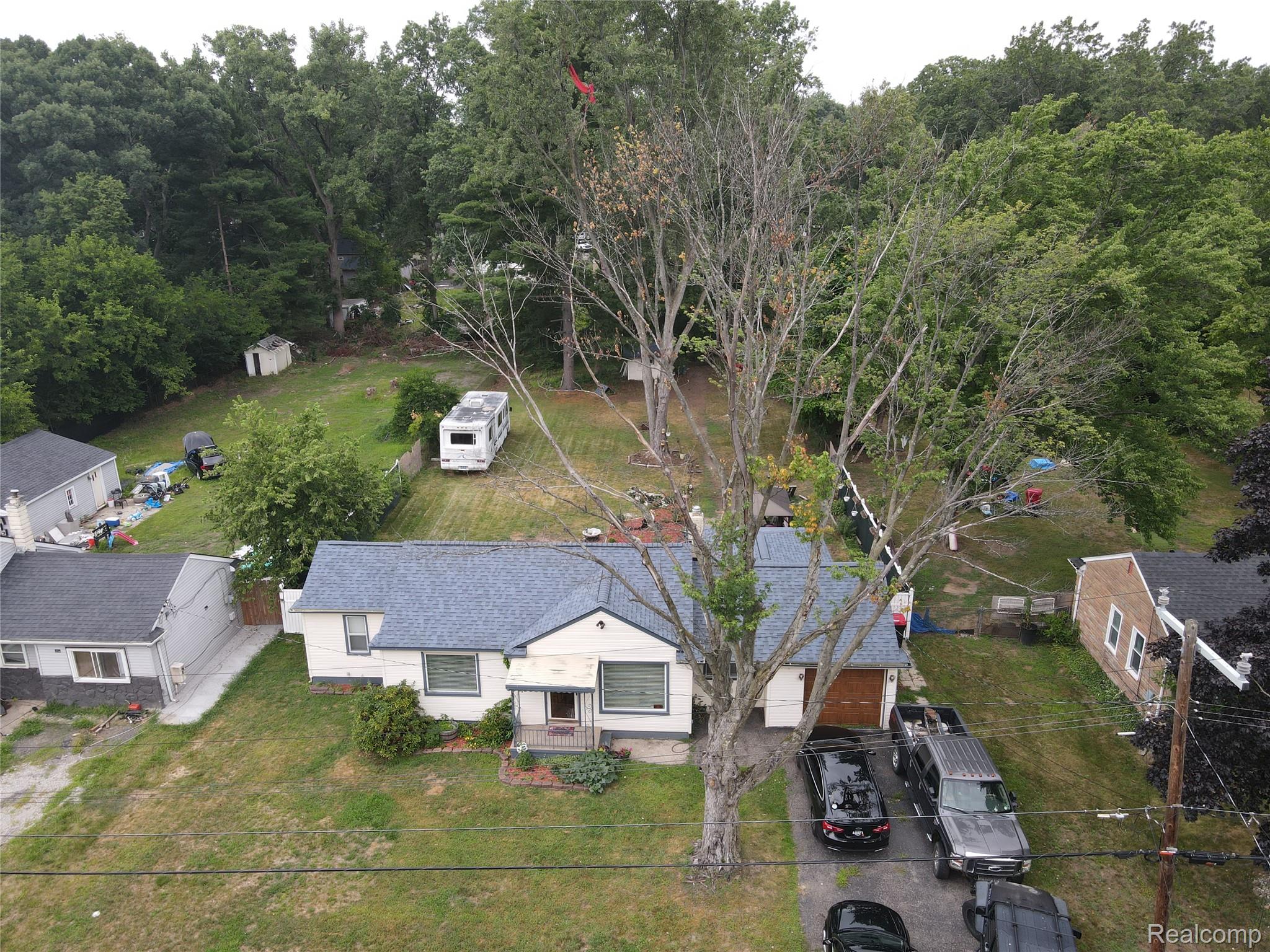 21148 Midway Avenue — photo