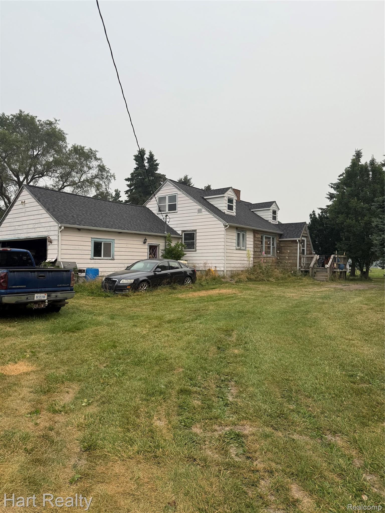 945 N Van Dyke Road — photo