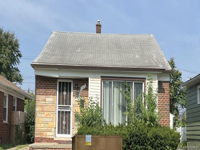 11411 Marion — photo