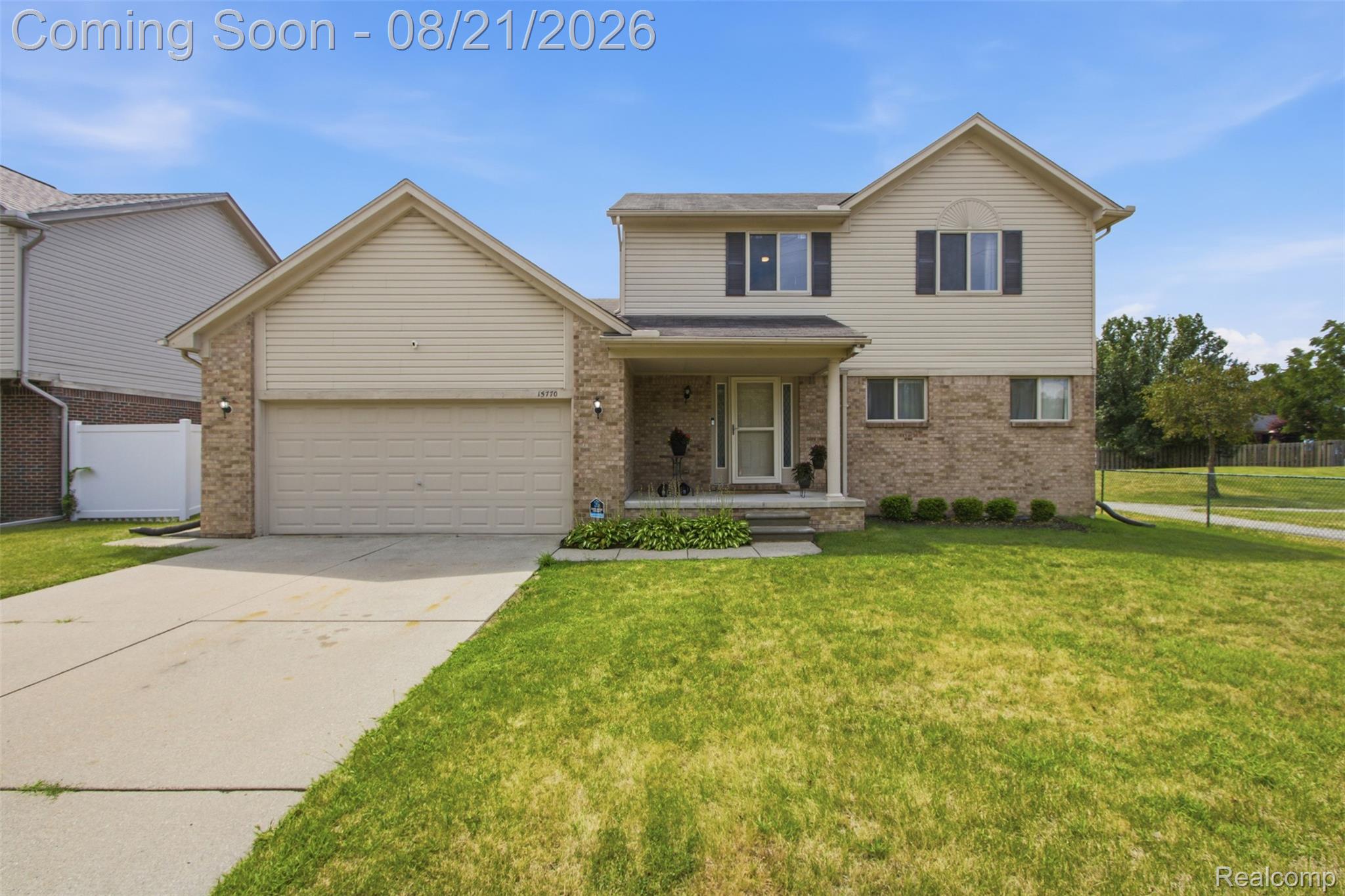 15770 E 14 Mile Road — photo