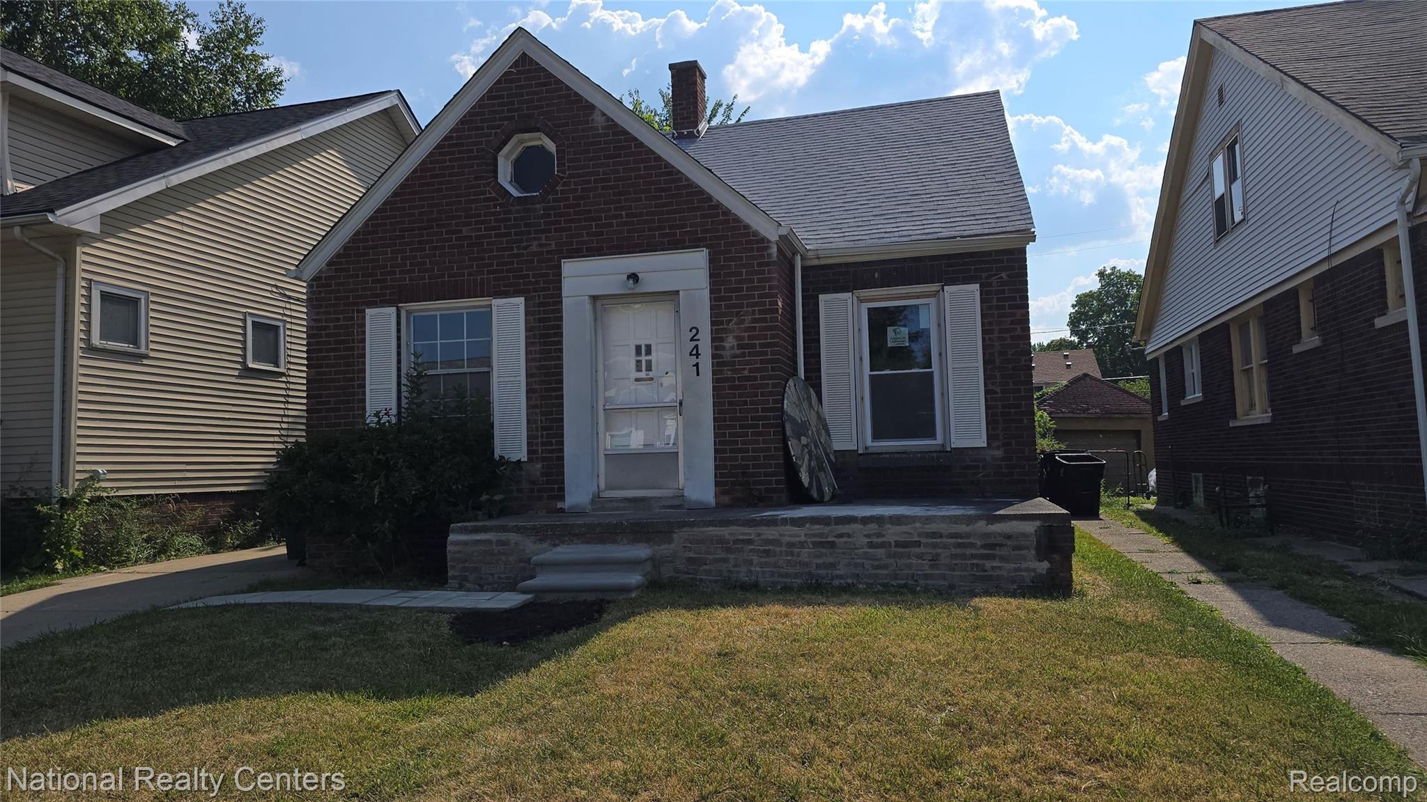 241 Eastlawn Street — photo