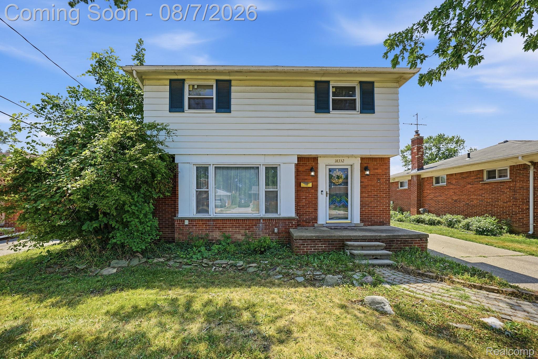 18332 Spring Court S — photo