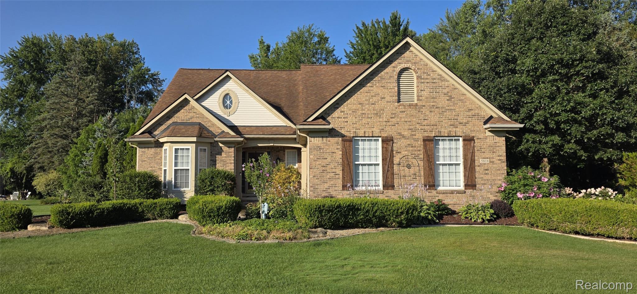 5818 Pine Trace Court — photo