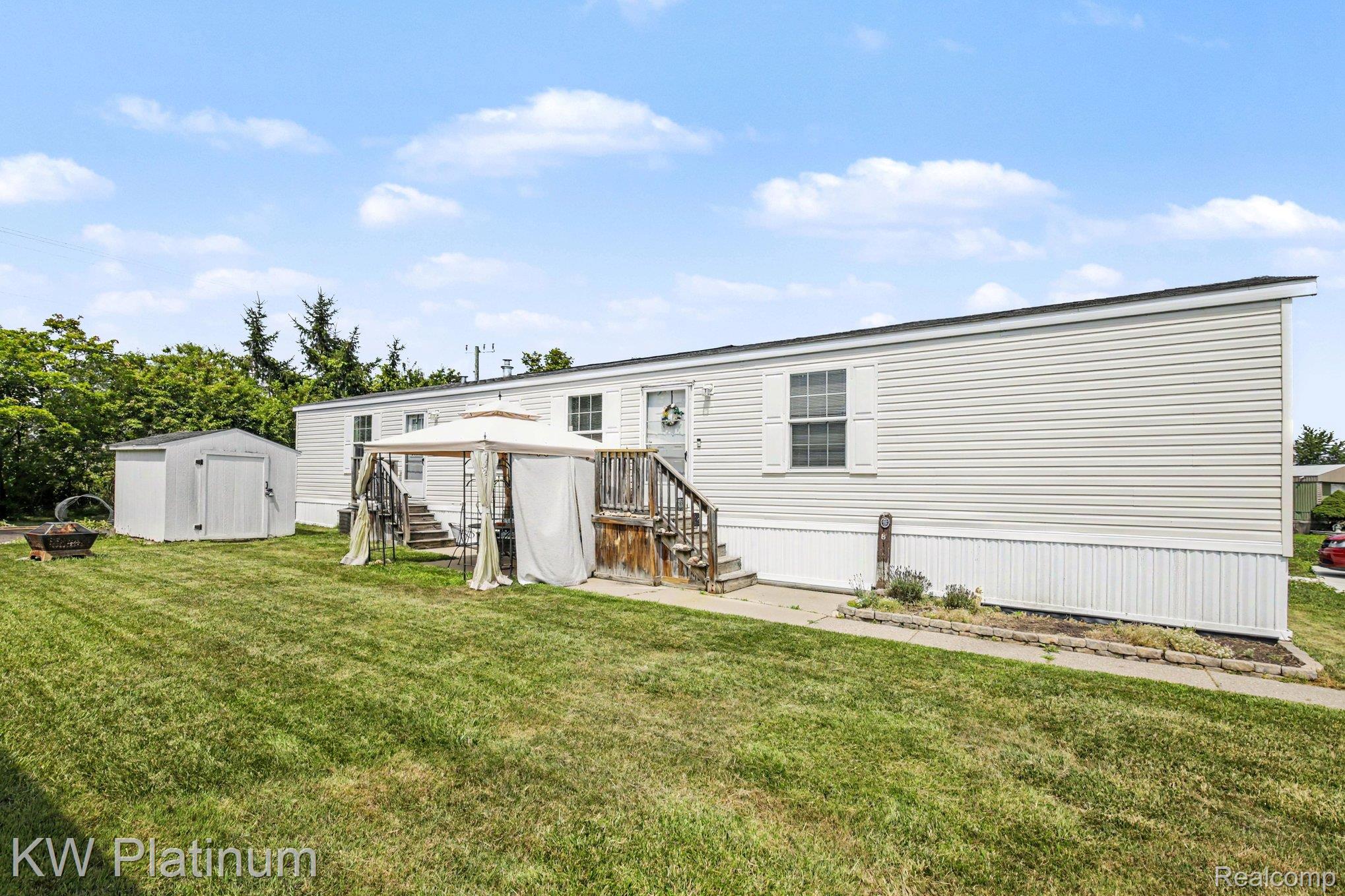 57911 Lancaster Road — photo