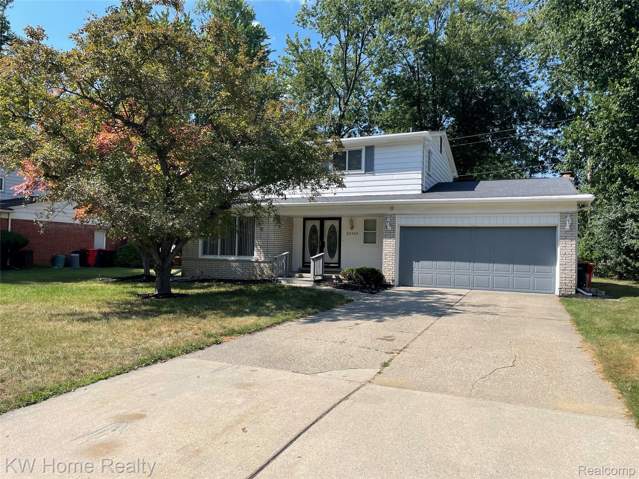20360 Wildhern Street — photo