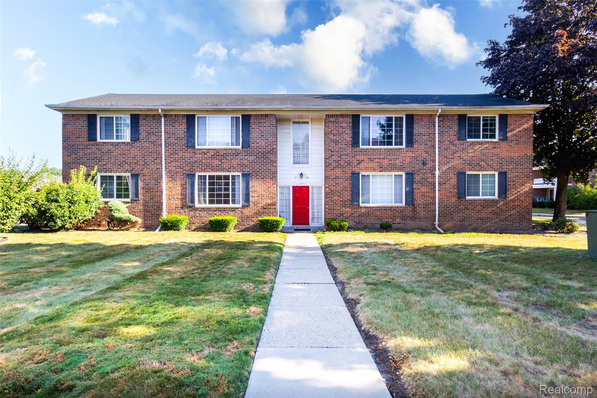 25341 Shiawassee Circle 101 — photo