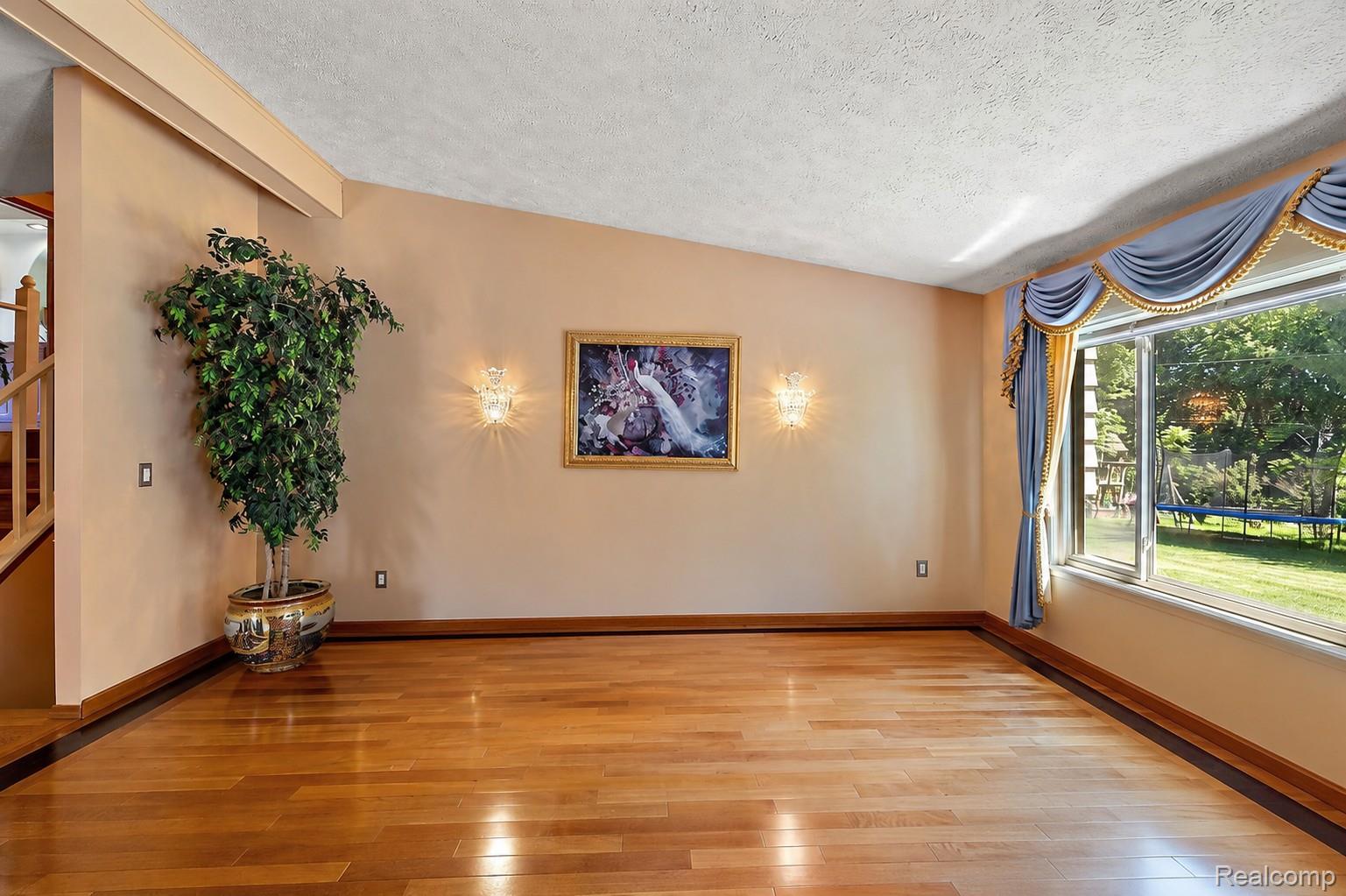 2981 Powderhorn Ridge Road, Rochester Hills, MI 48309 — photo 3