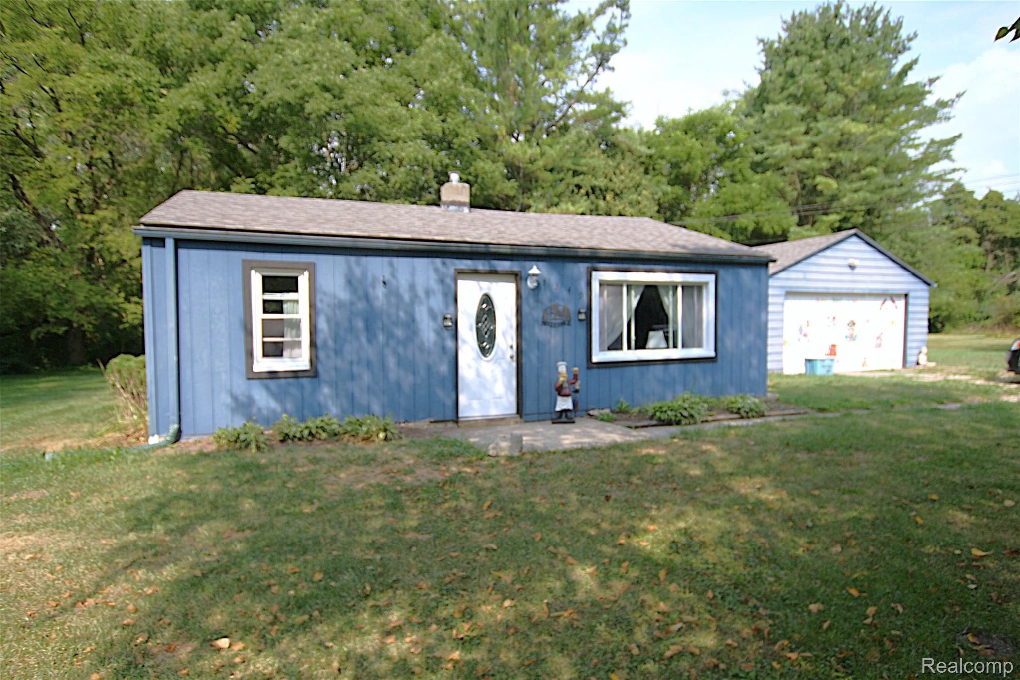 5349 E Carpenter Road — photo