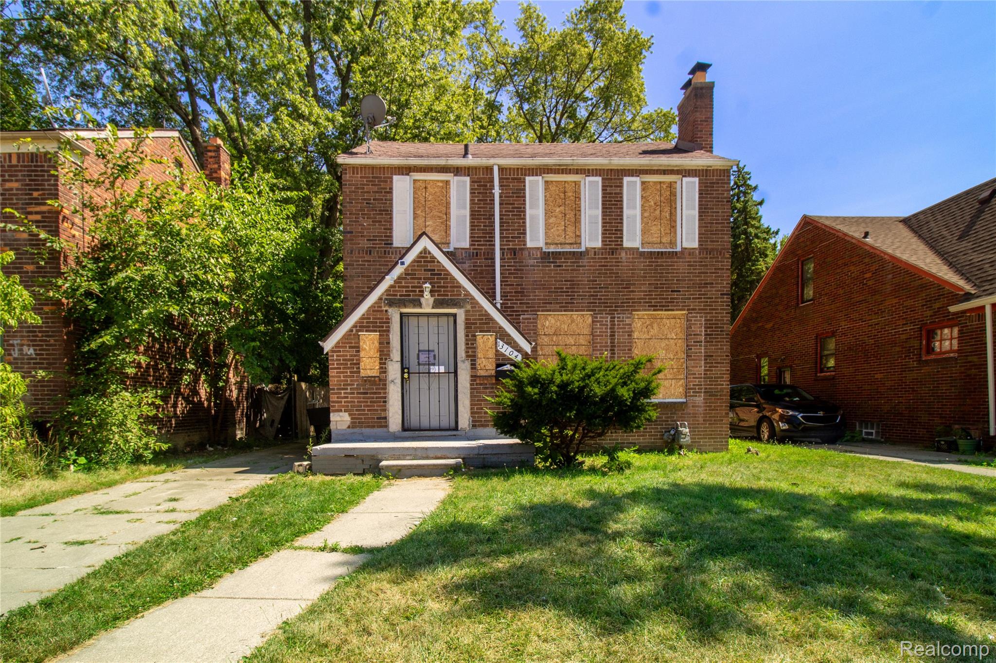 13104 Longview Street — photo