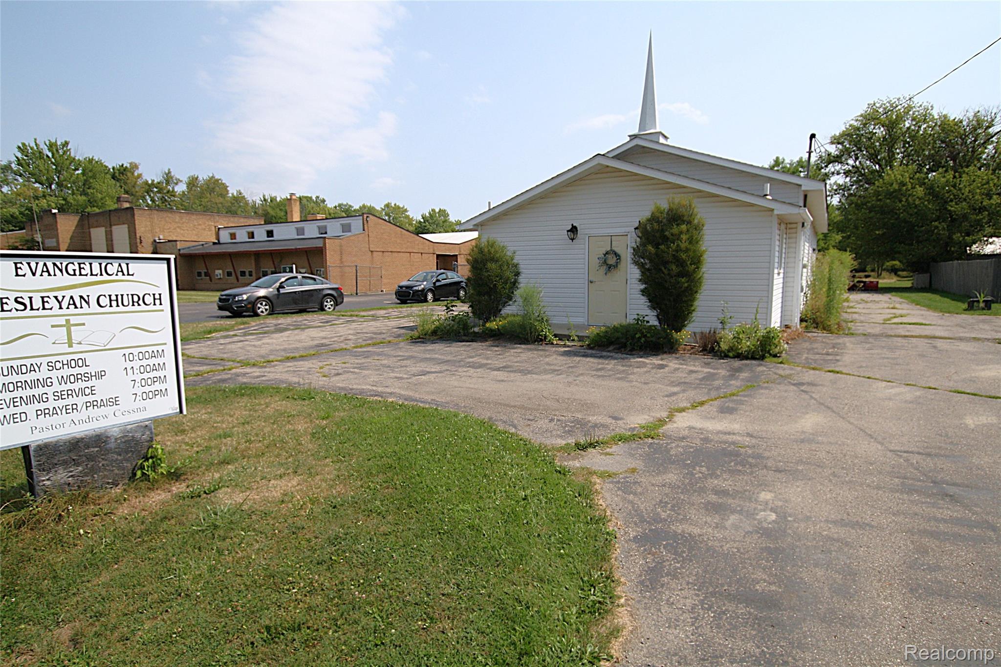 3141 S Vassar Road — photo