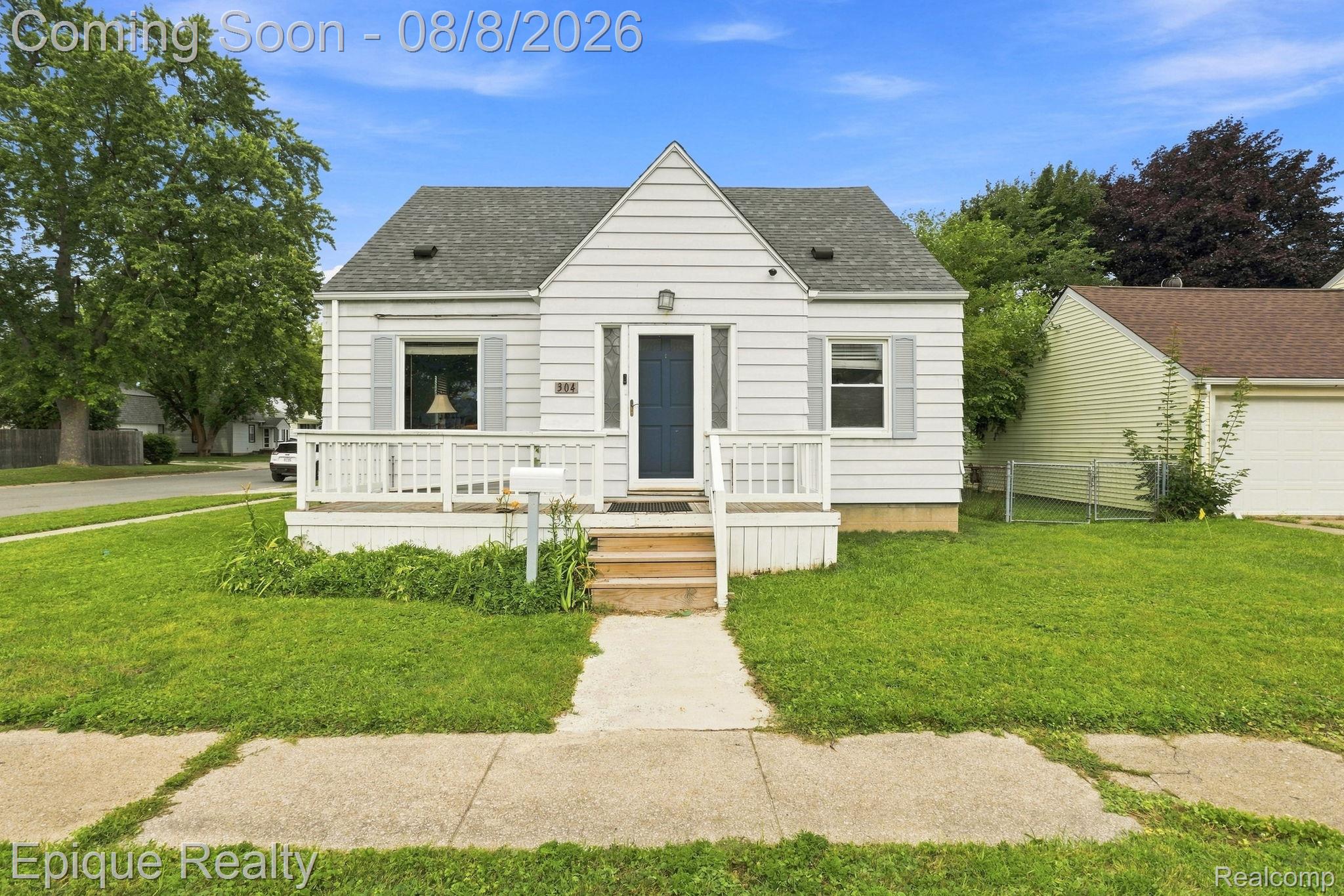 304 16th Street — photo