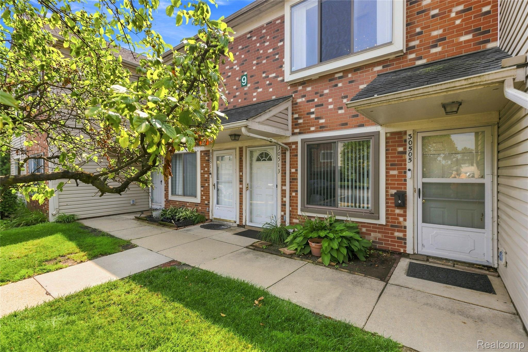 30513 Hidden Pines Lane — photo