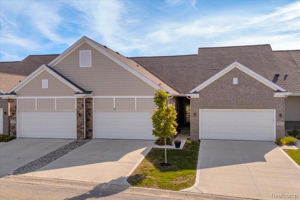 831 Plum Village Drive — photo