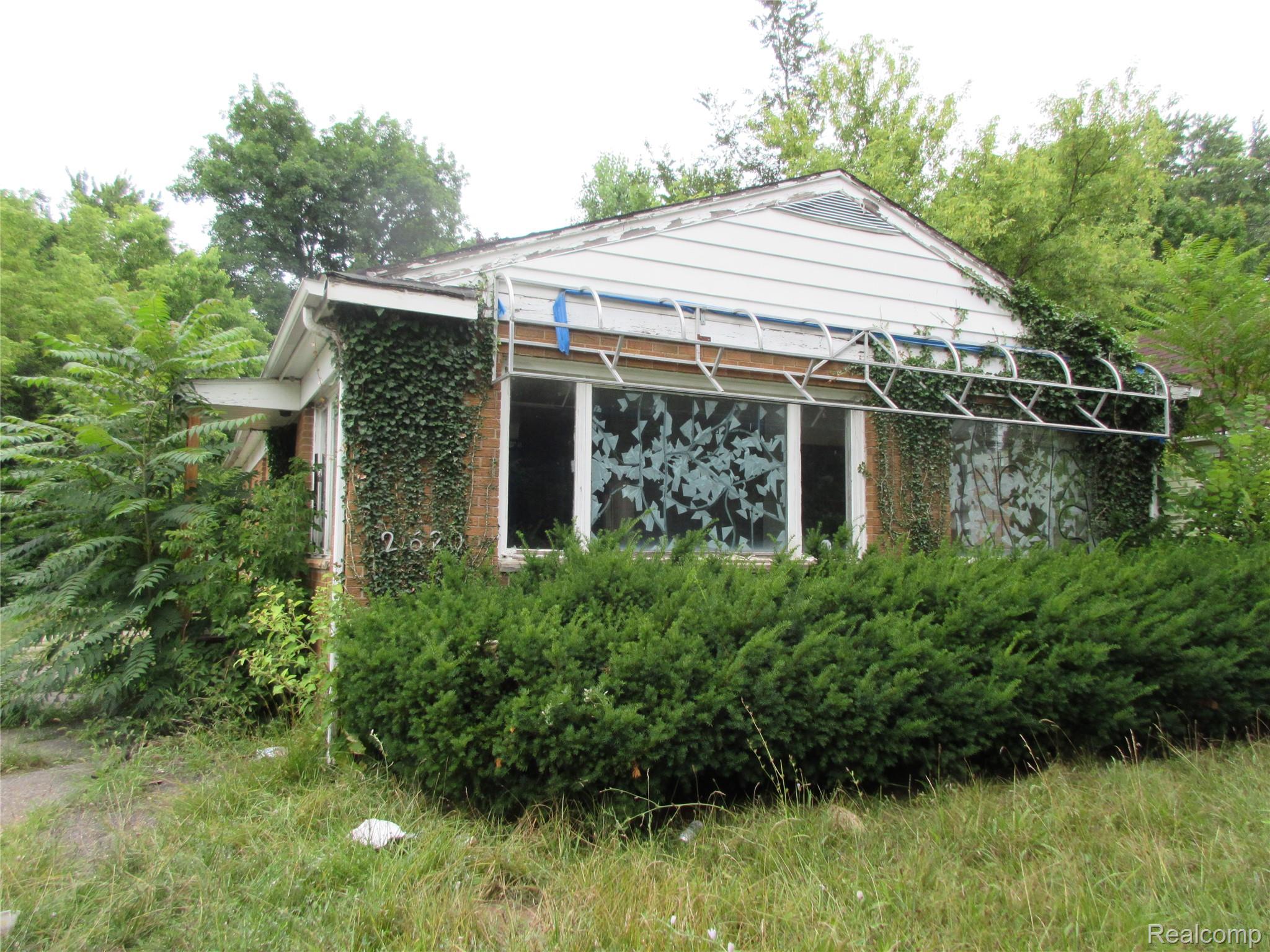 2620 Flushing Road — photo