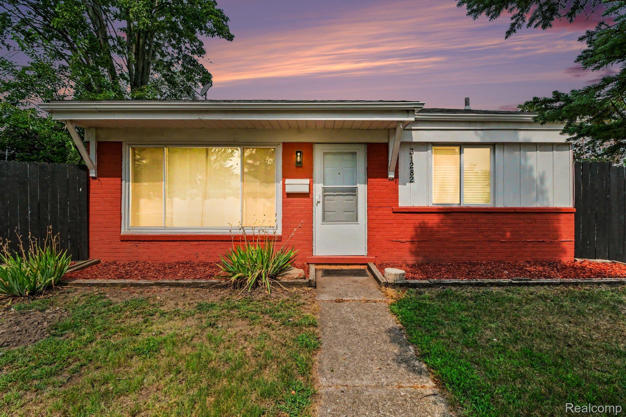 31282 Fernwood Street — photo