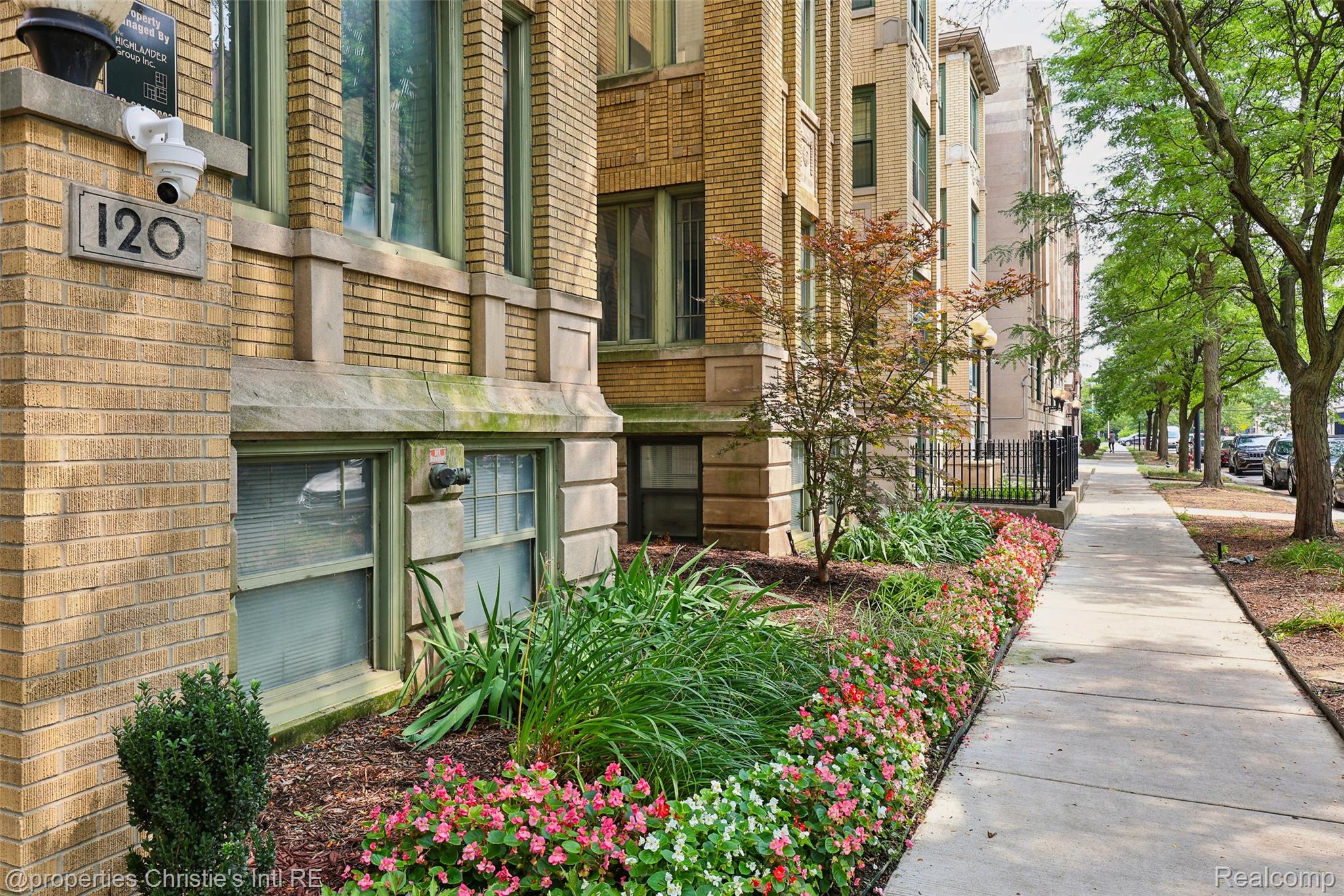 120 Seward Street 111 — photo