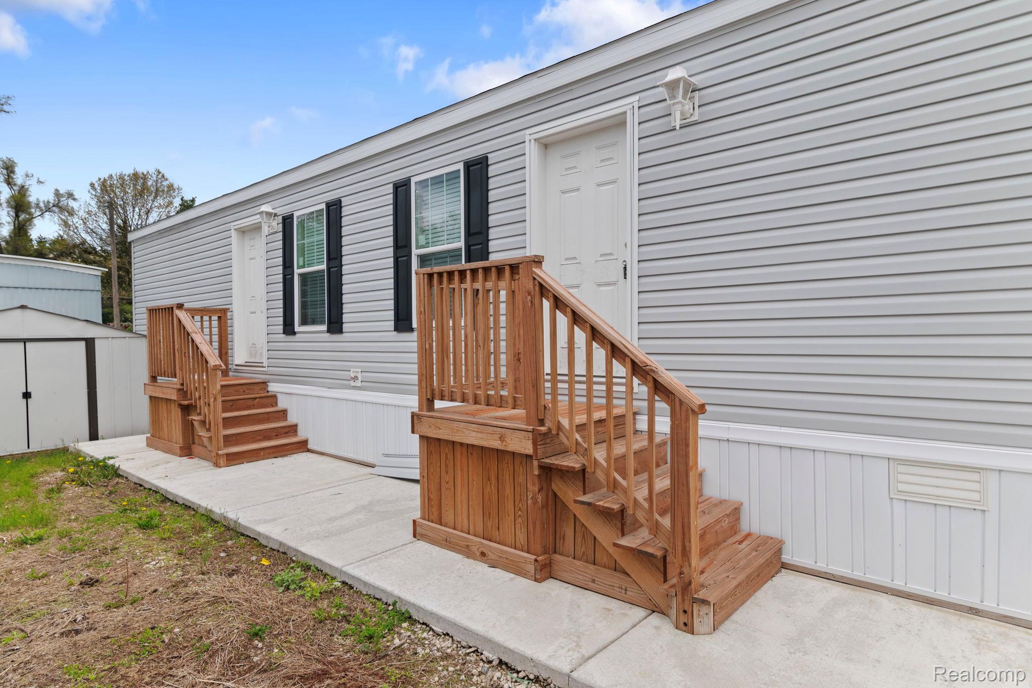 11055 Silver View Court — photo