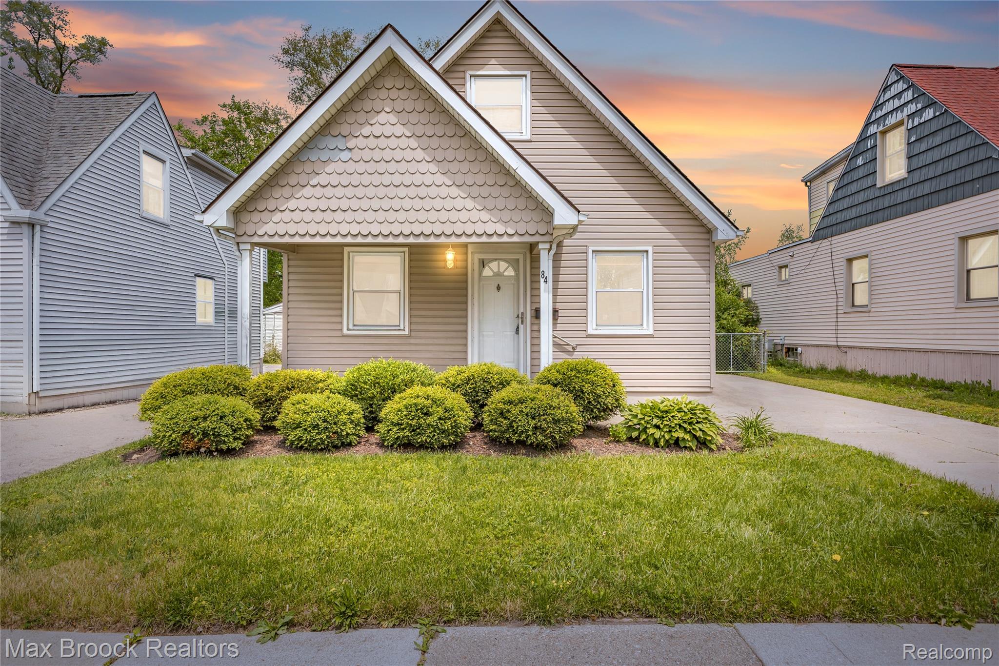 84 W Browning Avenue — photo