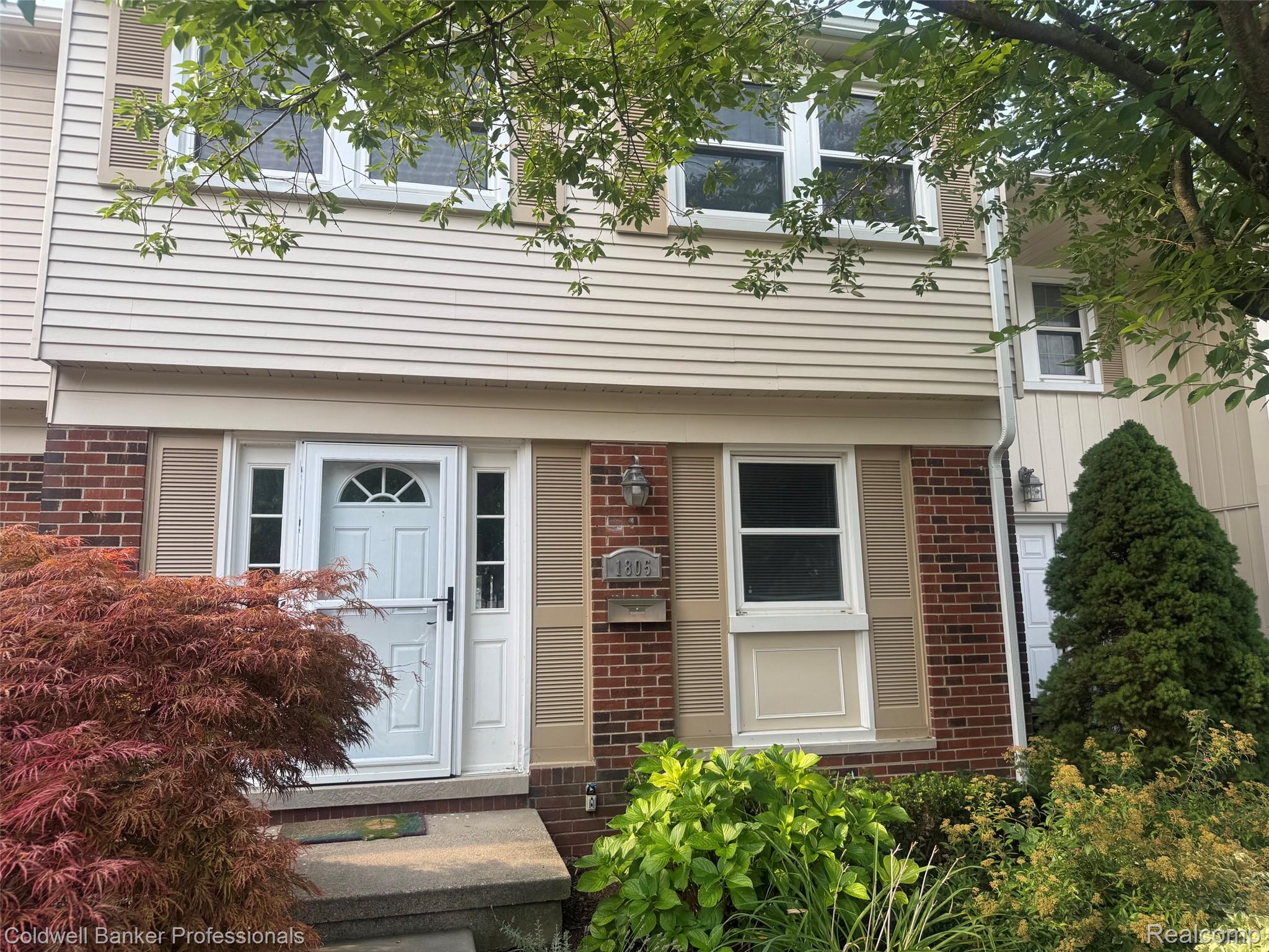1805 Brentwood Drive Unit 329 — photo