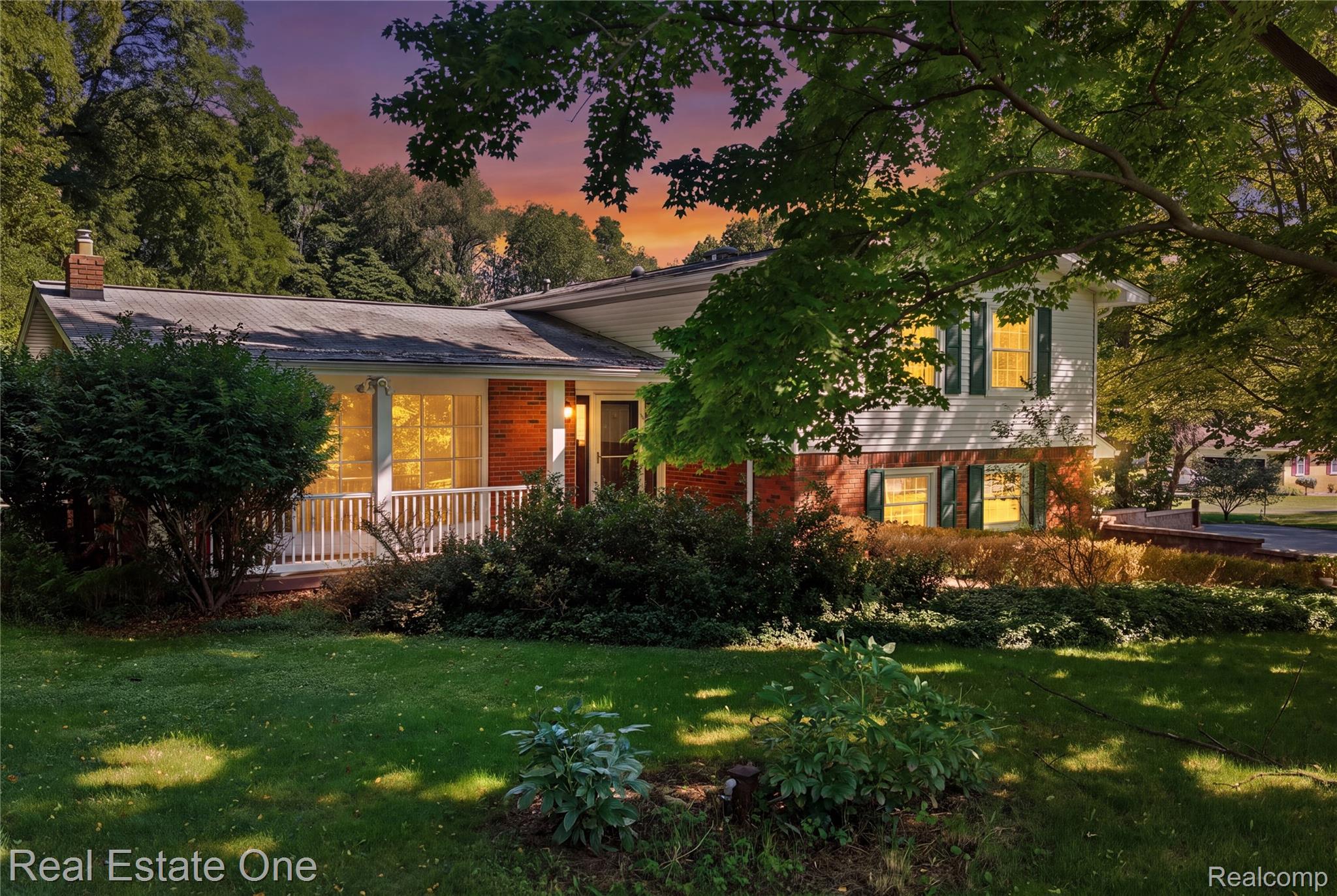 11075 Shadywood Drive — photo
