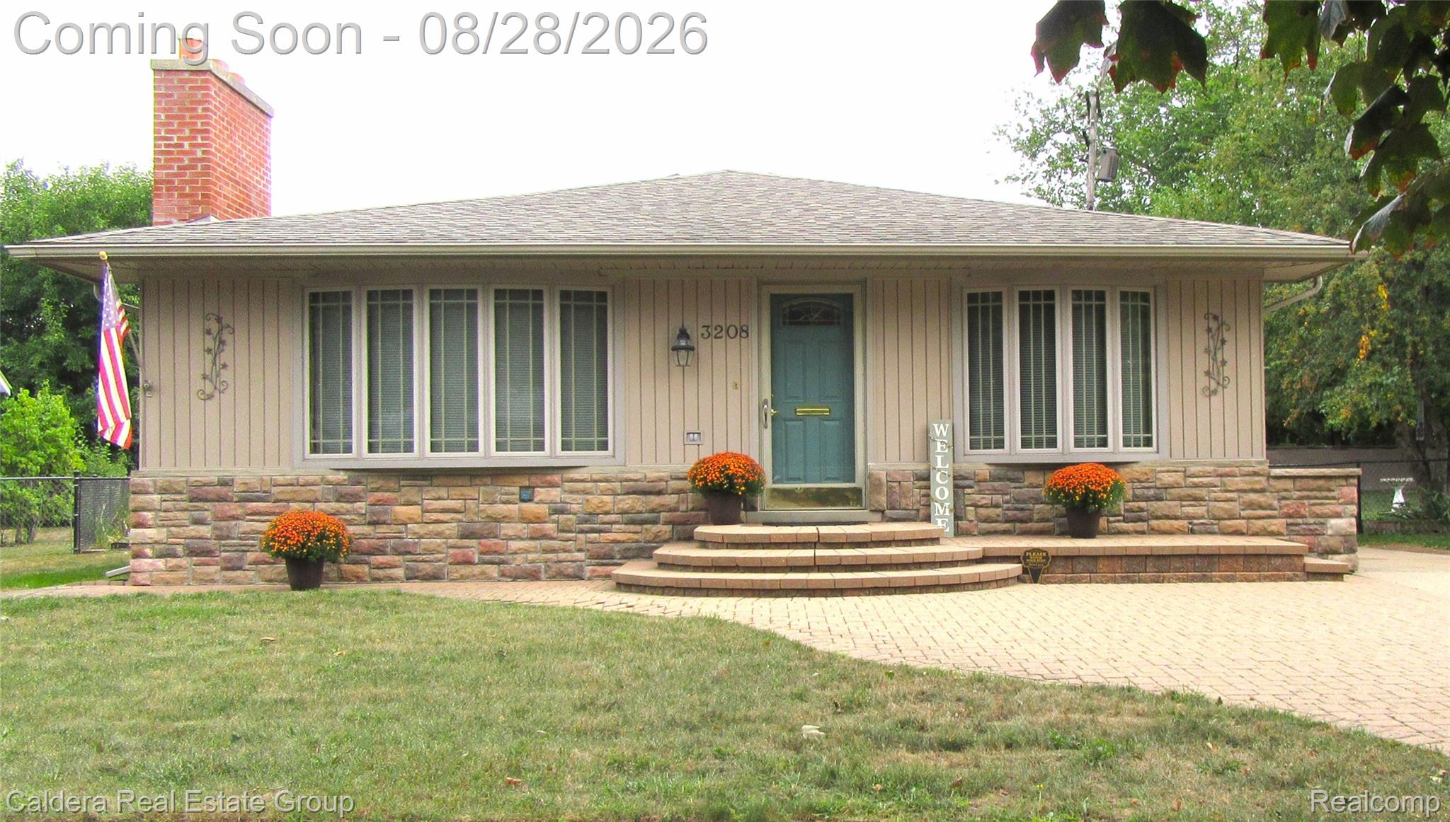 3208 Glenview Avenue — photo