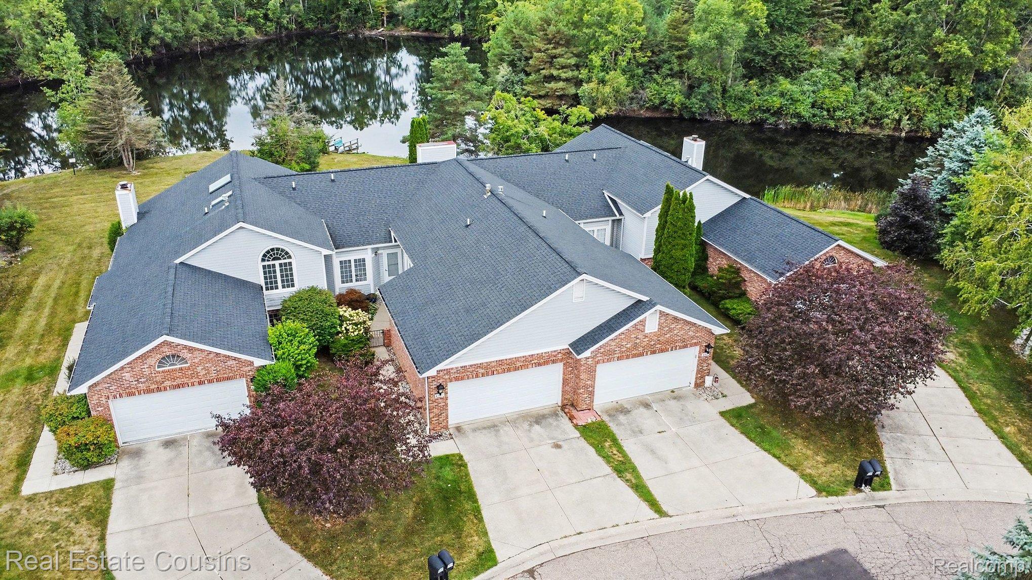 6305 Squire Lake Drive — photo