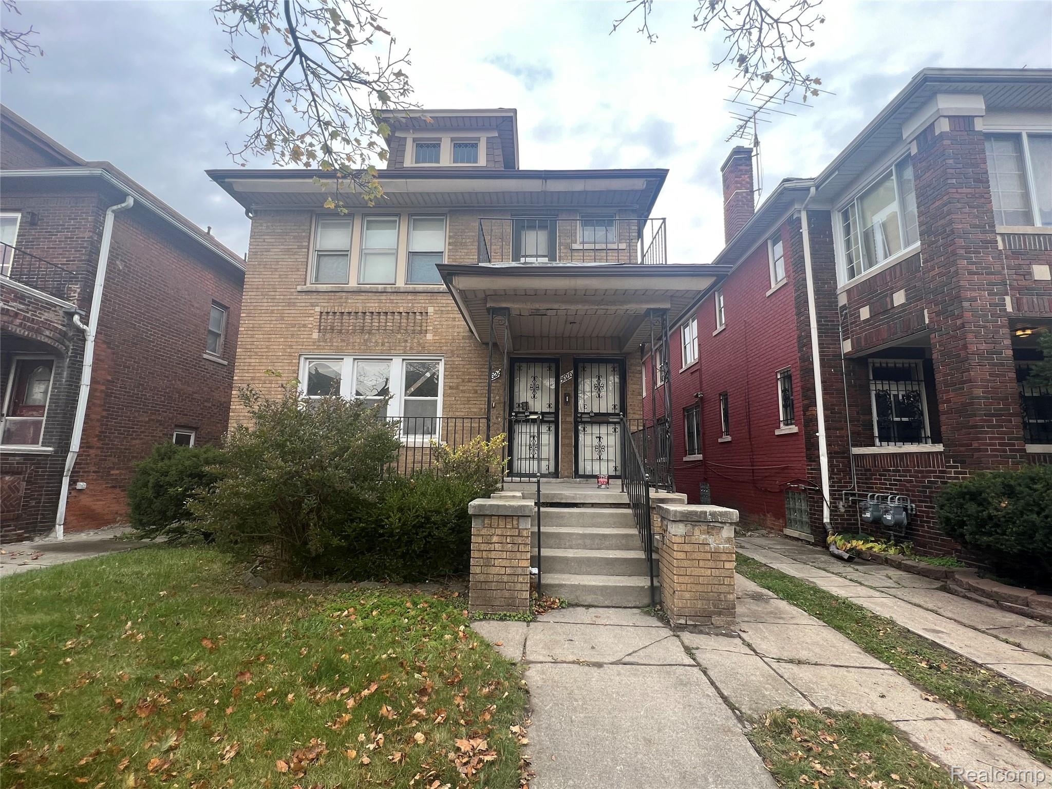 3020 Clements Street — photo