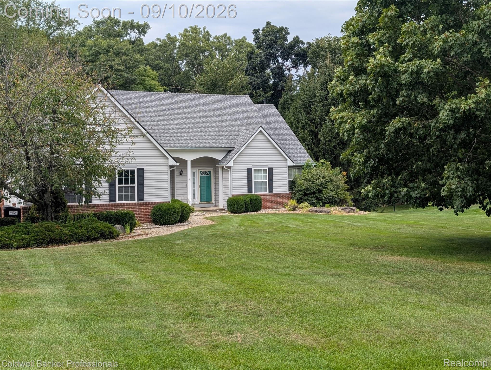 8146 Kimble Drive — photo