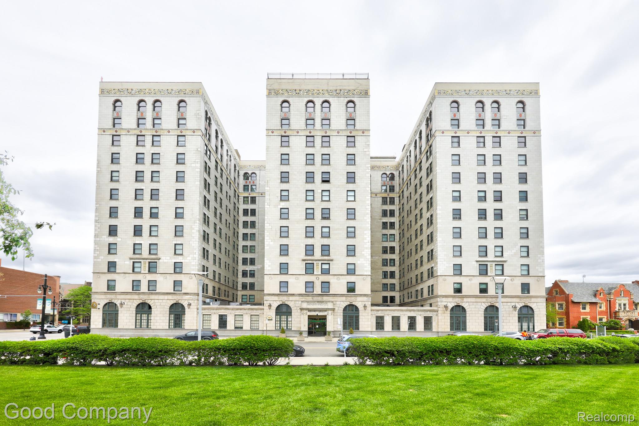 15 E Kirby Street 625 — photo