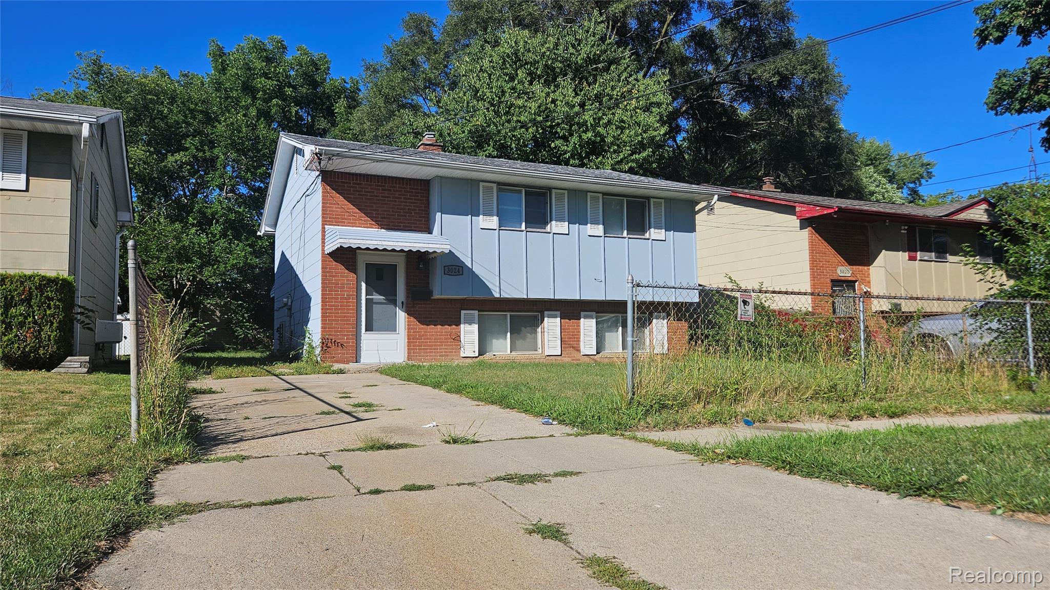 3024 Raskob Street — photo