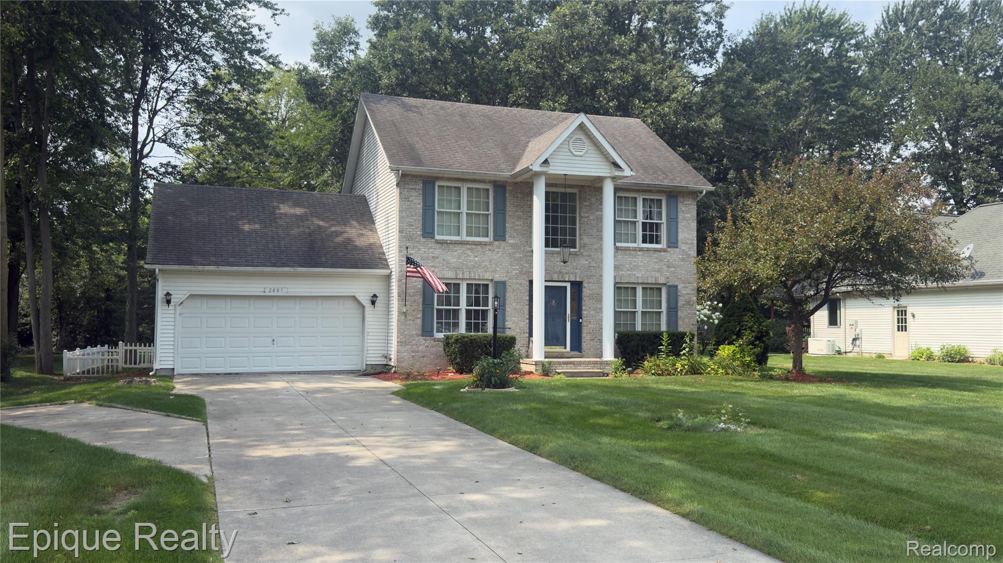 2887 Harwood Drive — photo