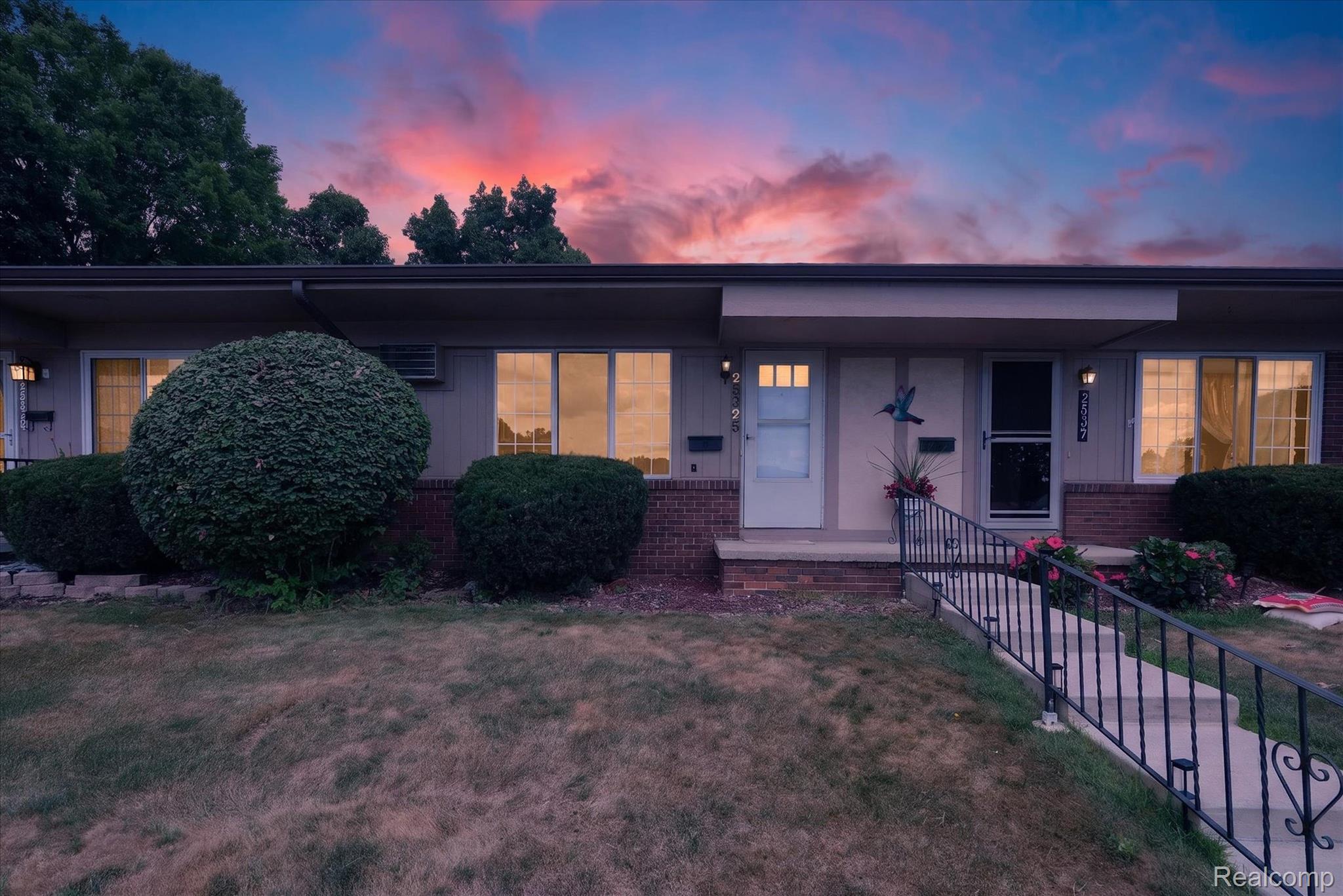 25325 Potomac Drive 3 — photo
