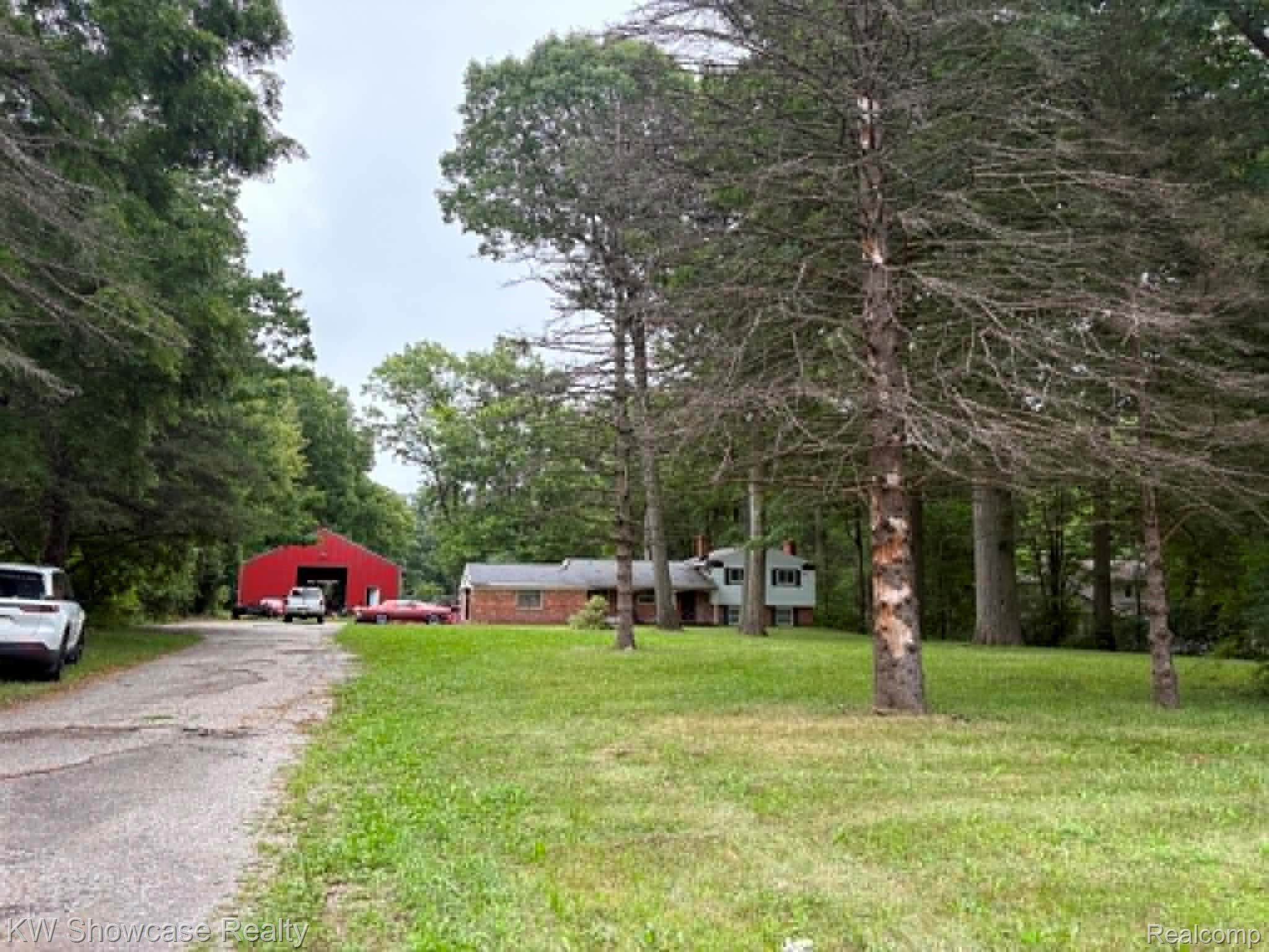 4949 Clarkston Road — photo