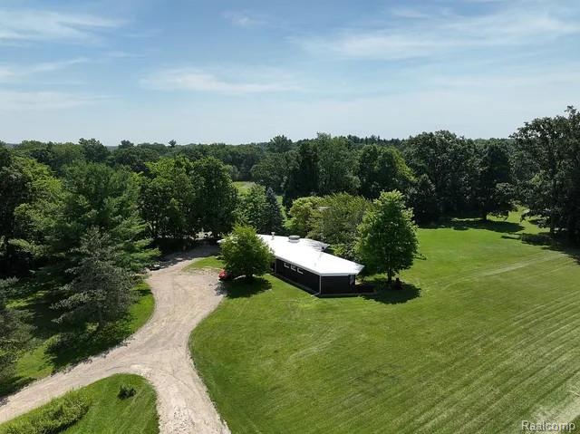 7386 Dean Road — photo