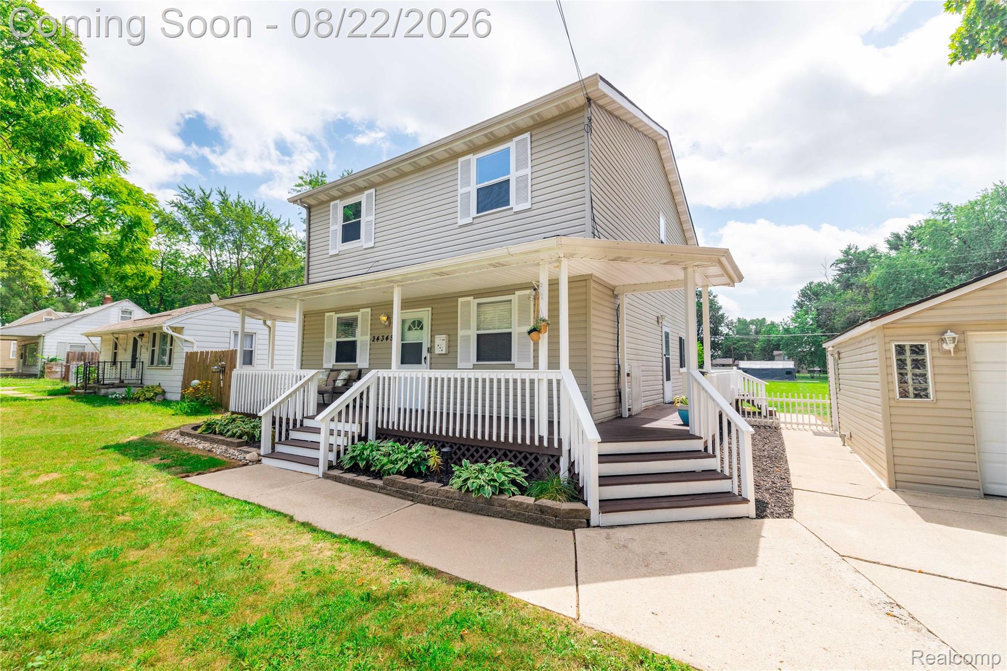 24345 Mary Street — photo