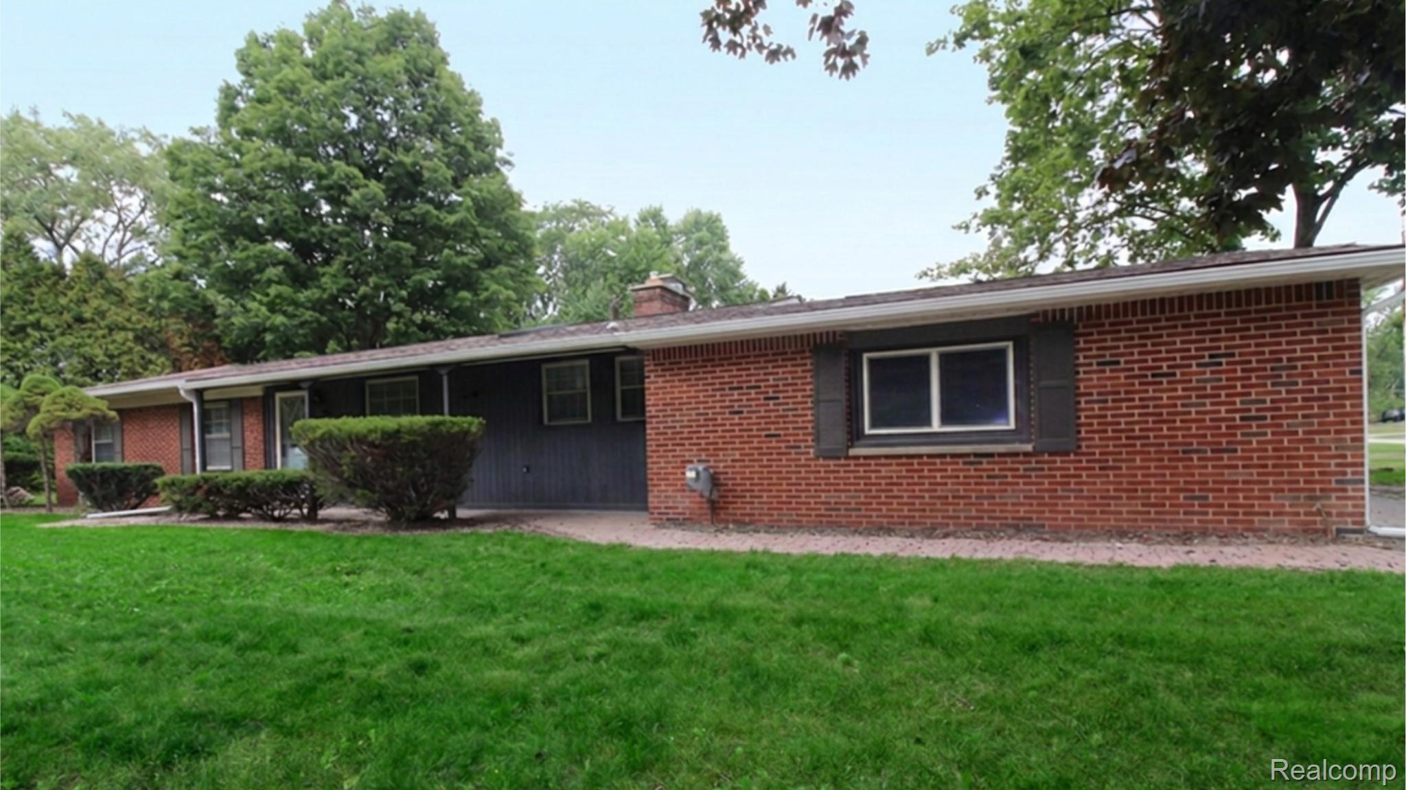 1239 Ashover Drive — photo