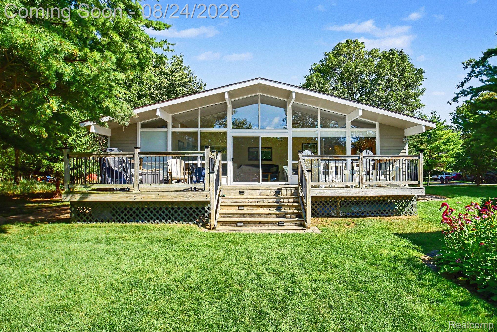 9647 Shore Drive — photo