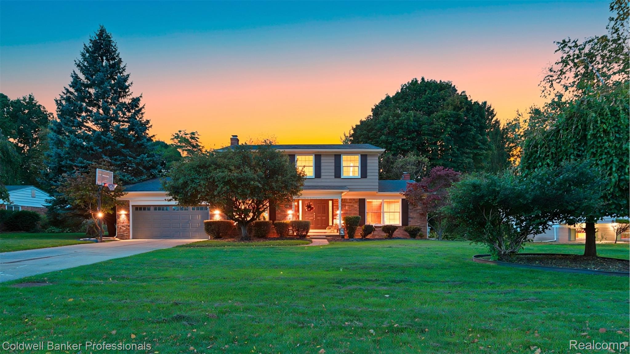561 Fox River Drive — photo