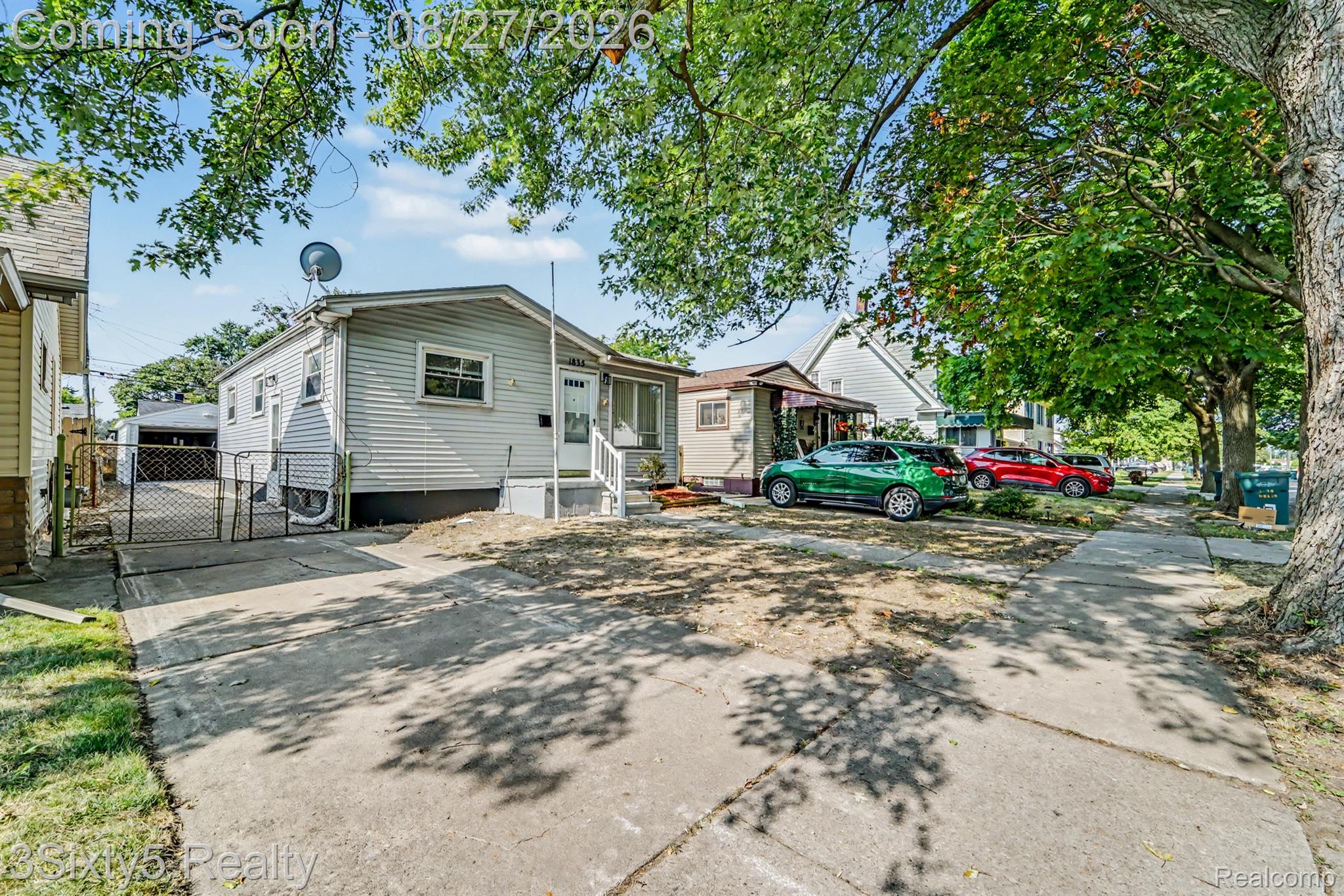 1835 Euclid Street — photo