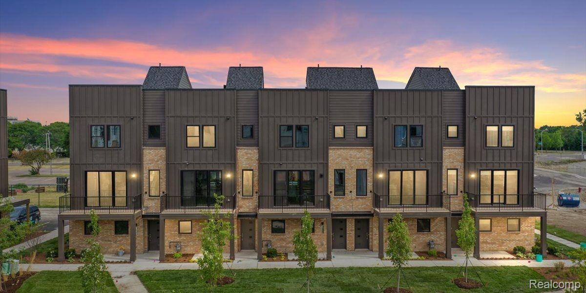 1046 Friends Drive Unit 3 — photo