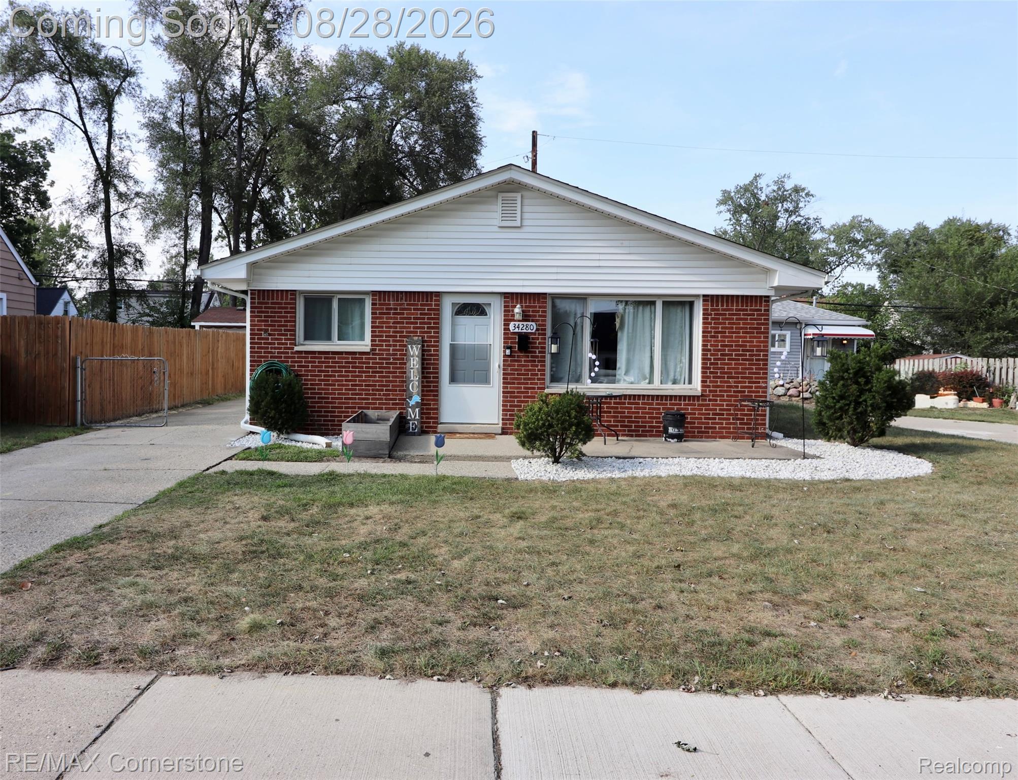34280 Harroun Street — photo