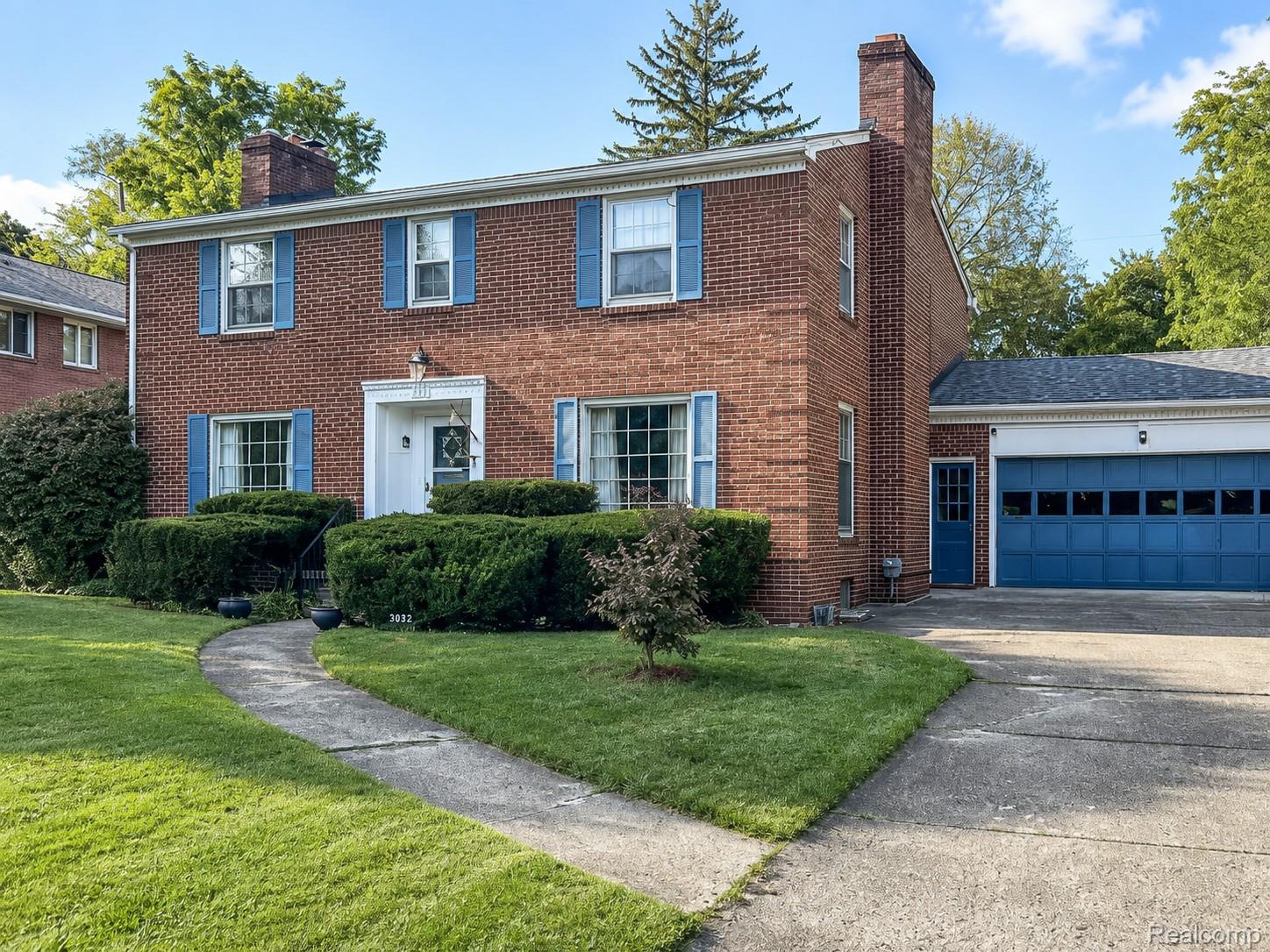 3102 Westwood Parkway — photo